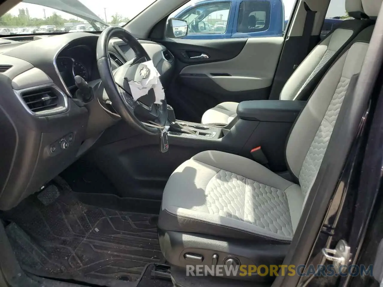 7 Photograph of a damaged car 3GNAXUEV3MS121218 CHEVROLET EQUINOX 2021