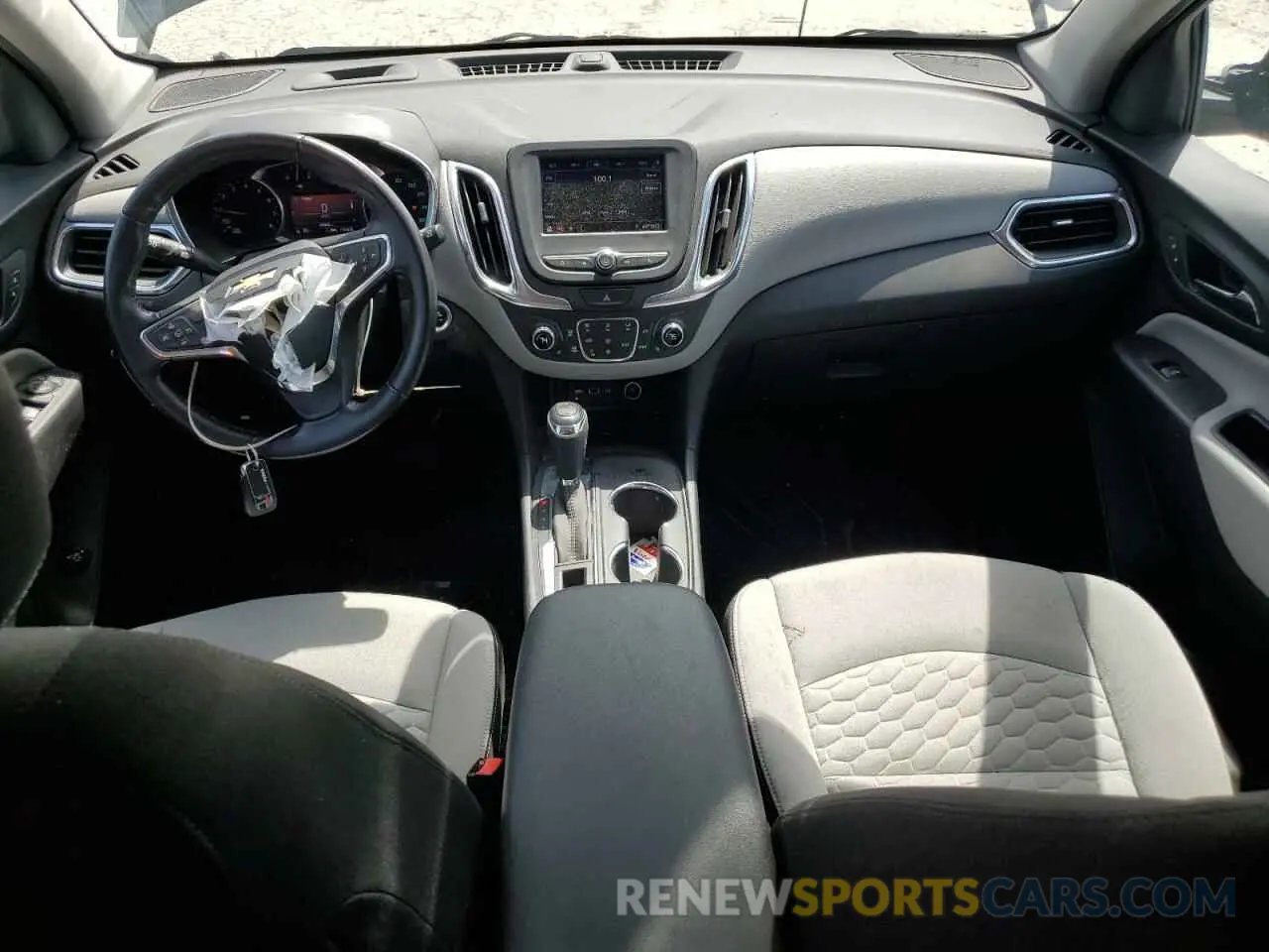 8 Photograph of a damaged car 3GNAXUEV3MS121218 CHEVROLET EQUINOX 2021
