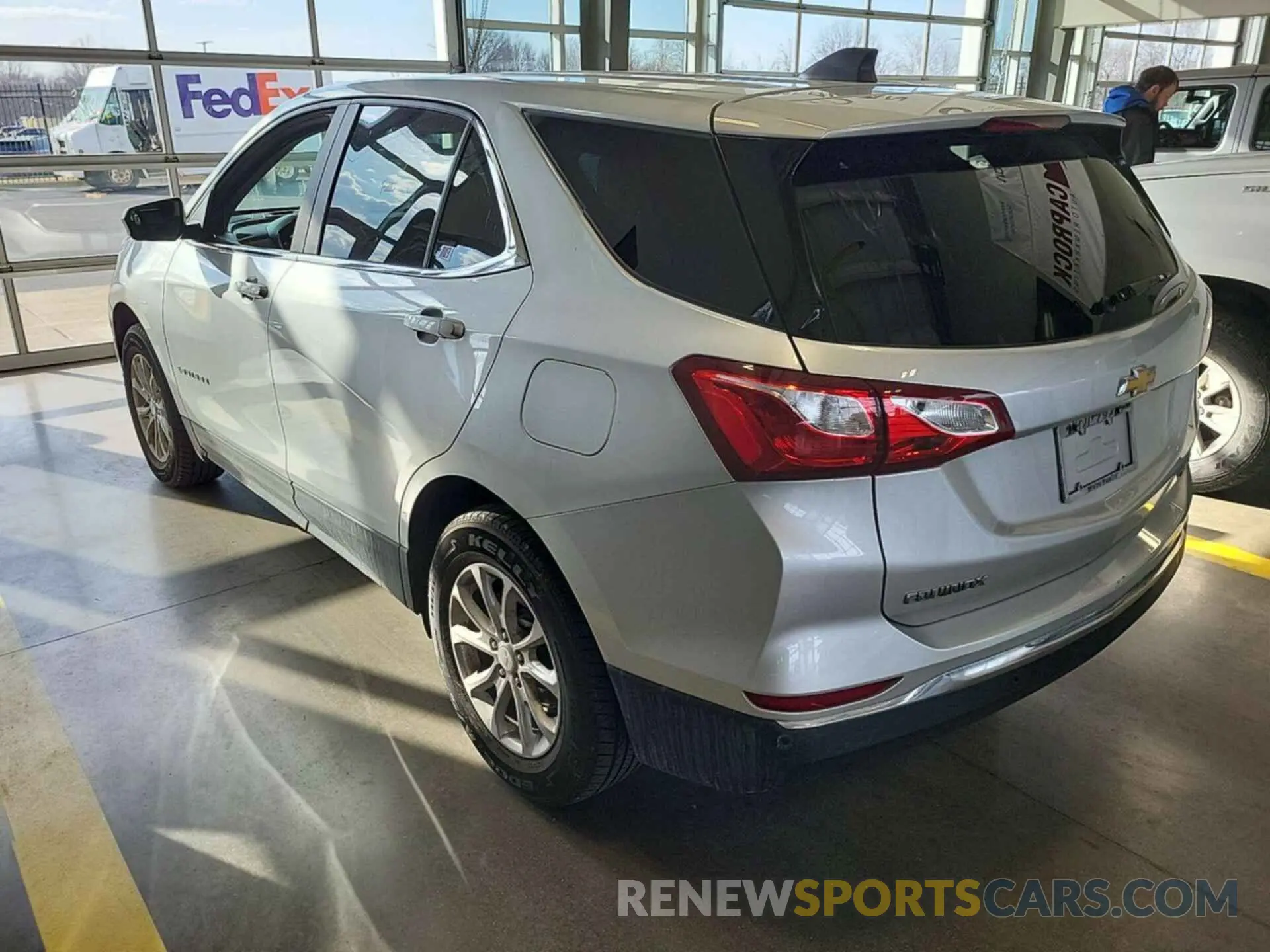 28 Photograph of a damaged car 3GNAXUEV3MS139511 CHEVROLET EQUINOX 2021