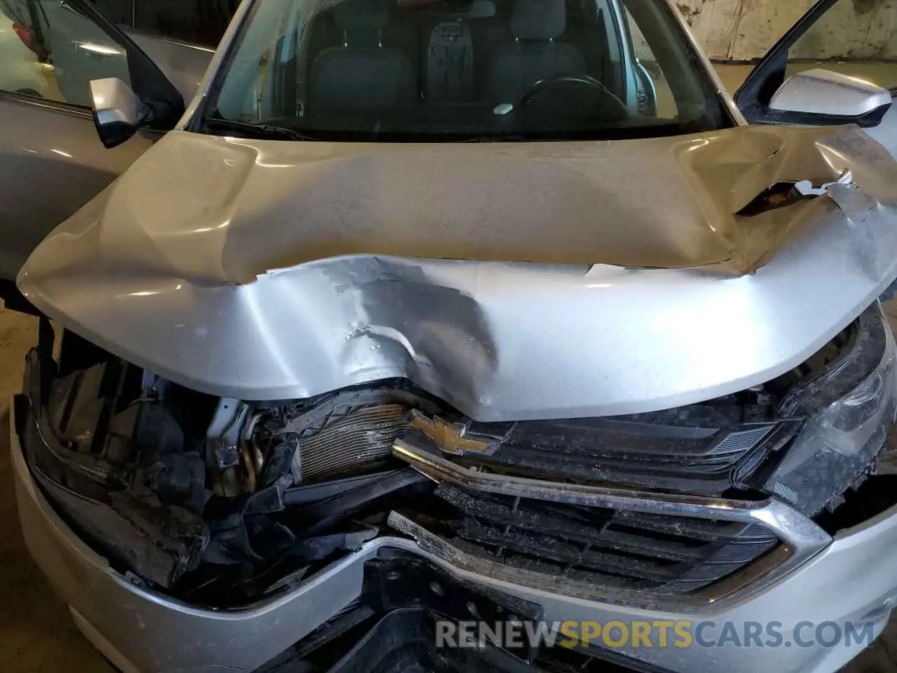14 Photograph of a damaged car 3GNAXUEV3MS146183 CHEVROLET EQUINOX 2021