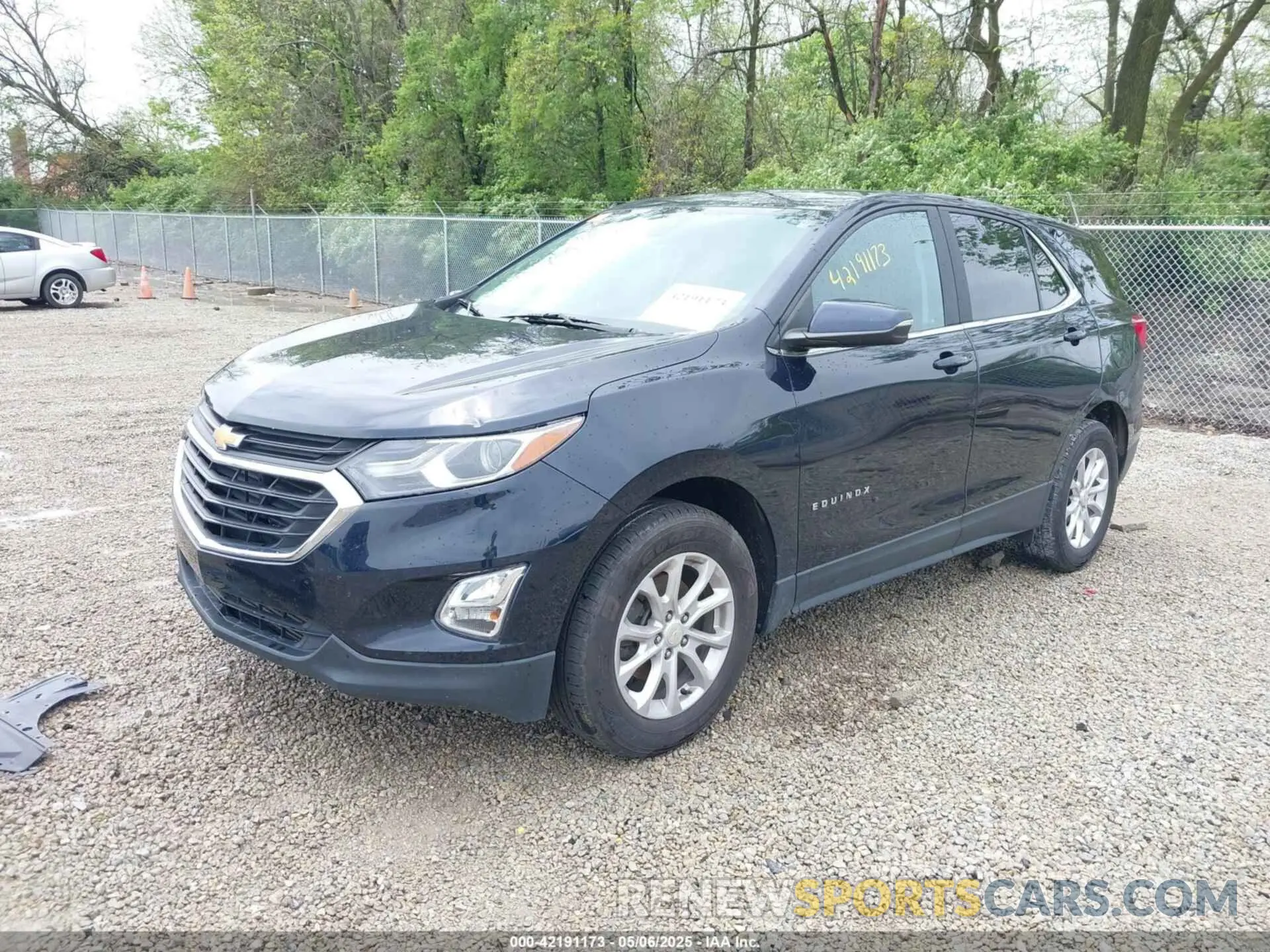 2 Photograph of a damaged car 3GNAXUEV4MS122359 CHEVROLET EQUINOX 2021