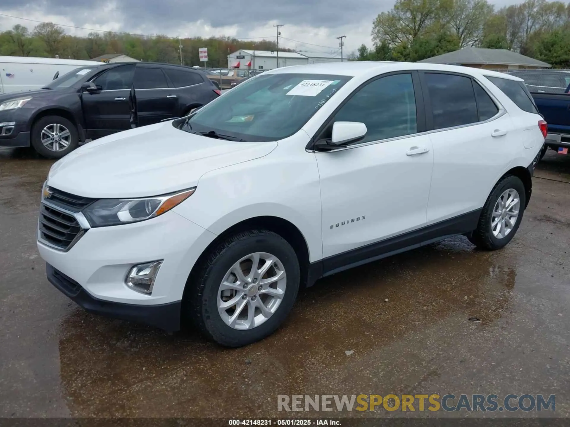 2 Photograph of a damaged car 3GNAXUEV4MS125780 CHEVROLET EQUINOX 2021
