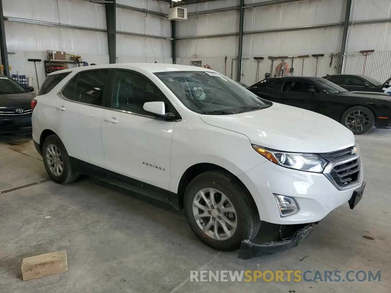 4 Photograph of a damaged car 3GNAXUEV4MS165504 CHEVROLET EQUINOX 2021