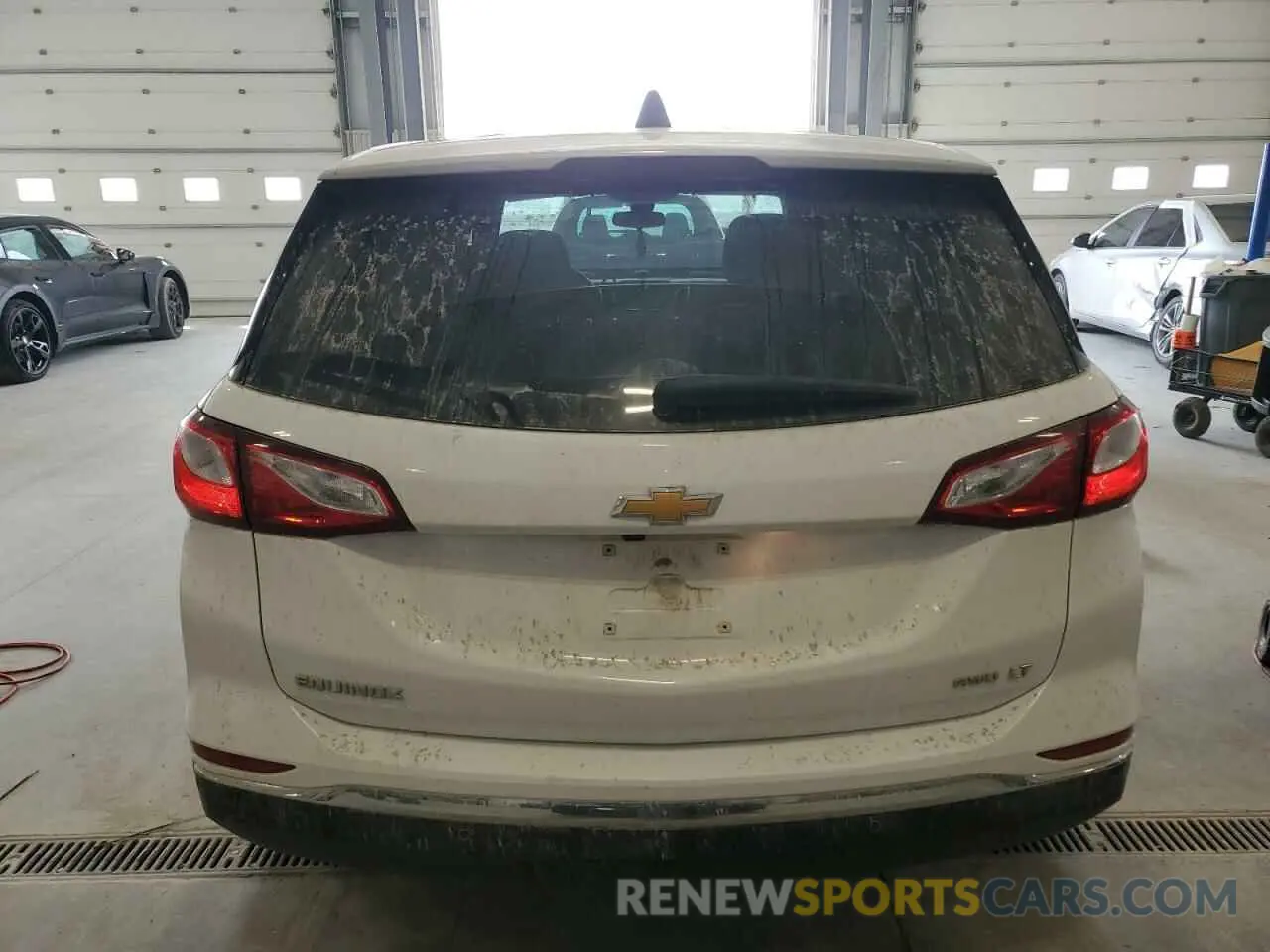 6 Photograph of a damaged car 3GNAXUEV4MS165504 CHEVROLET EQUINOX 2021