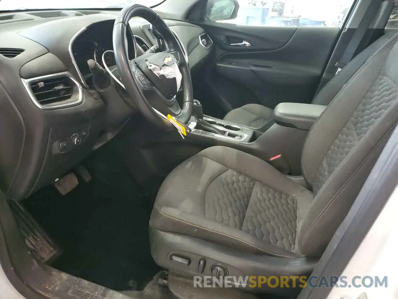 7 Photograph of a damaged car 3GNAXUEV4MS165504 CHEVROLET EQUINOX 2021