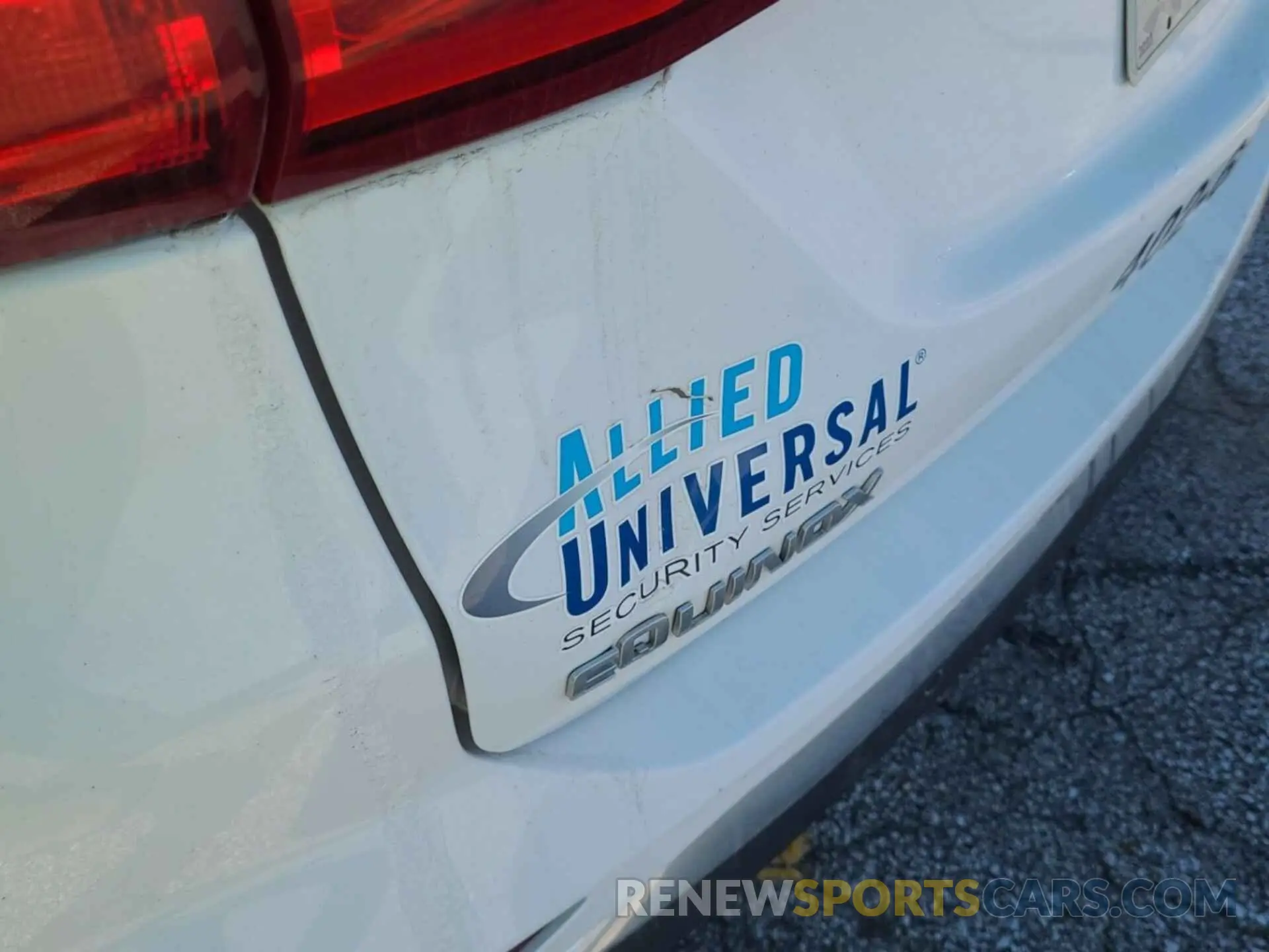 11 Photograph of a damaged car 3GNAXUEV4MS165535 CHEVROLET EQUINOX 2021