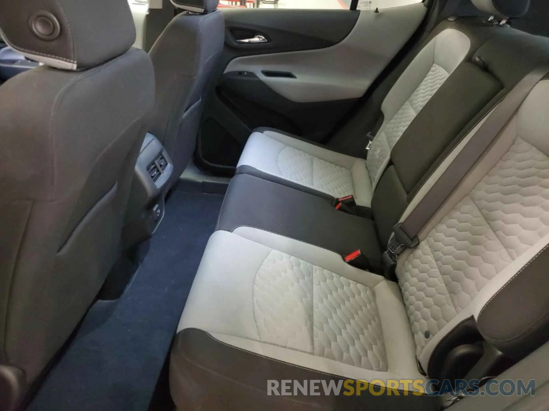 15 Photograph of a damaged car 3GNAXUEV4MS165650 CHEVROLET EQUINOX 2021