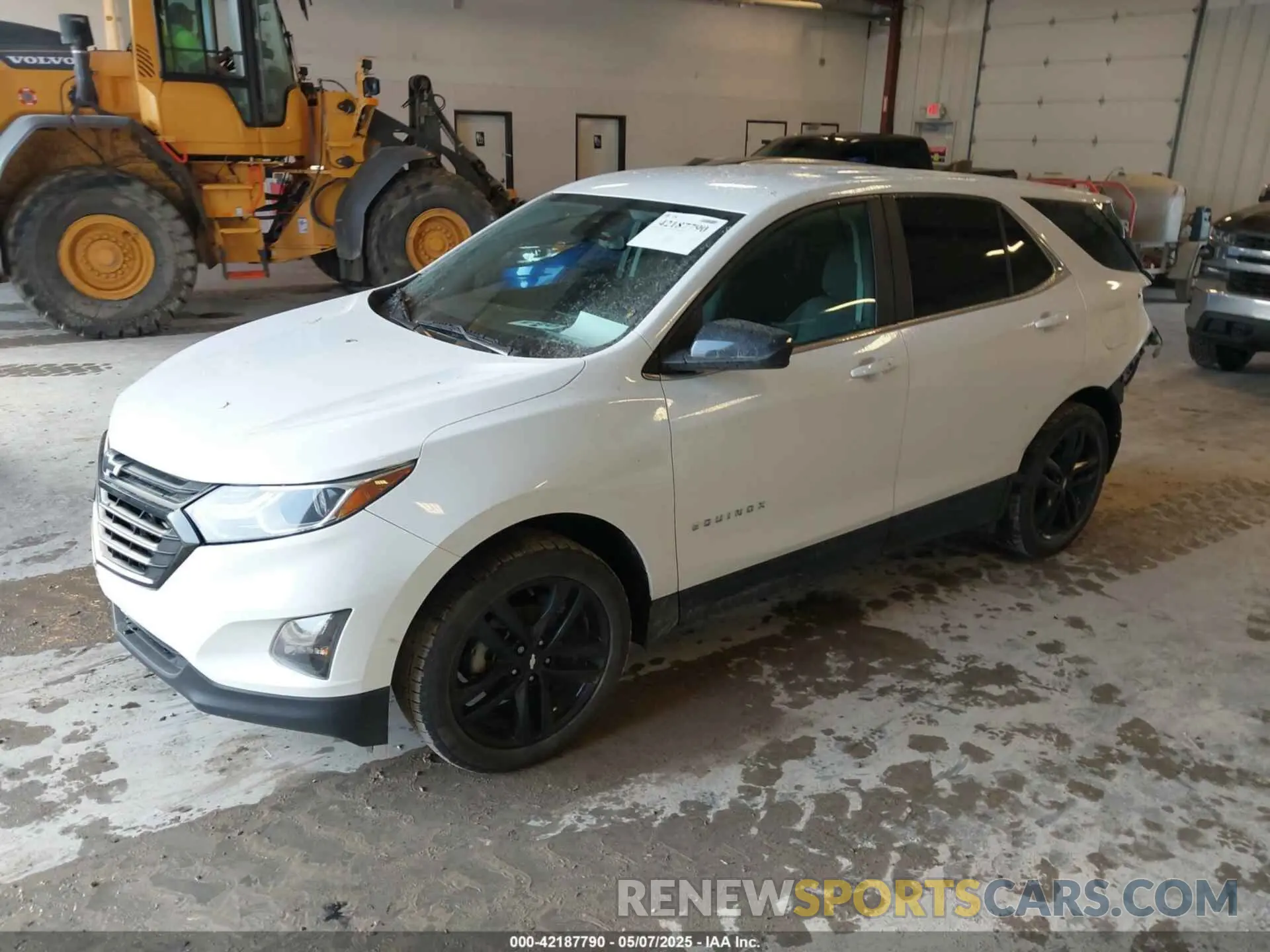 2 Photograph of a damaged car 3GNAXUEV5ML332172 CHEVROLET EQUINOX 2021