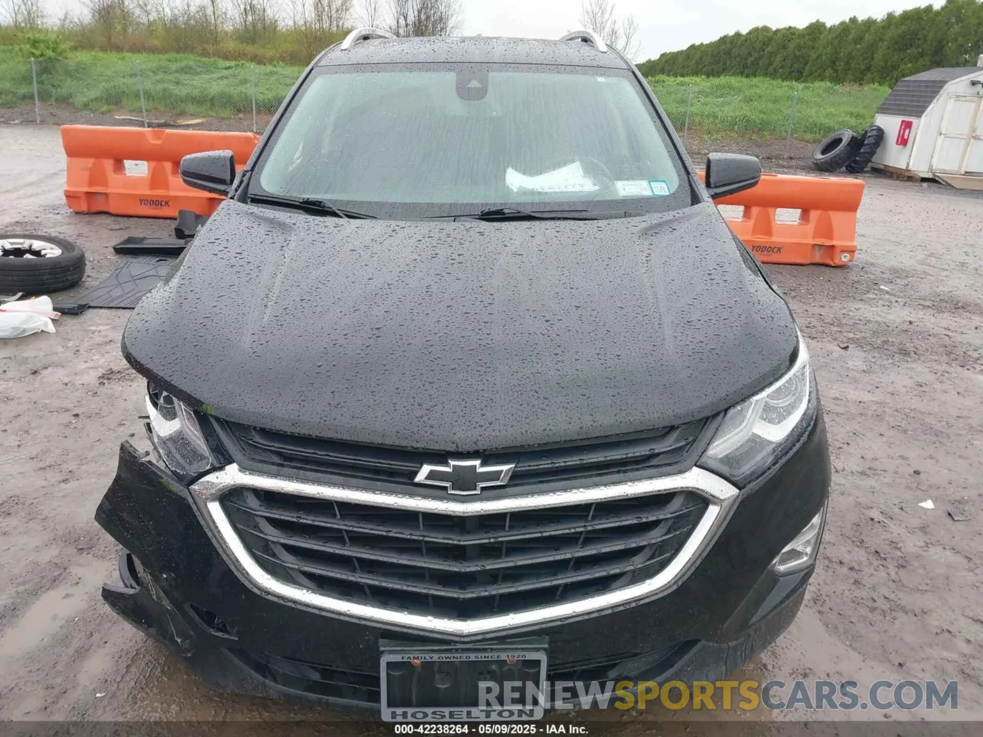 12 Photograph of a damaged car 3GNAXUEV5ML400695 CHEVROLET EQUINOX 2021