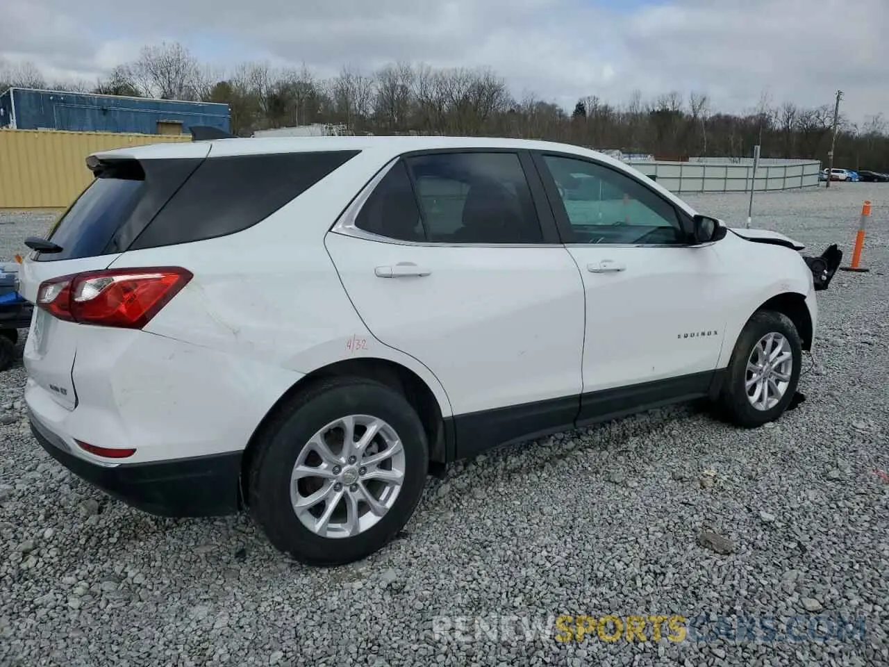 3 Photograph of a damaged car 3GNAXUEV5MS161624 CHEVROLET EQUINOX 2021