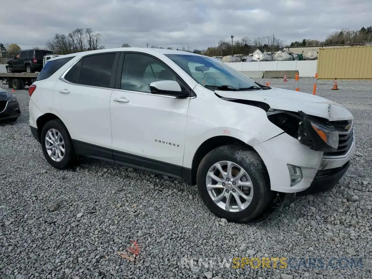 4 Photograph of a damaged car 3GNAXUEV5MS161624 CHEVROLET EQUINOX 2021