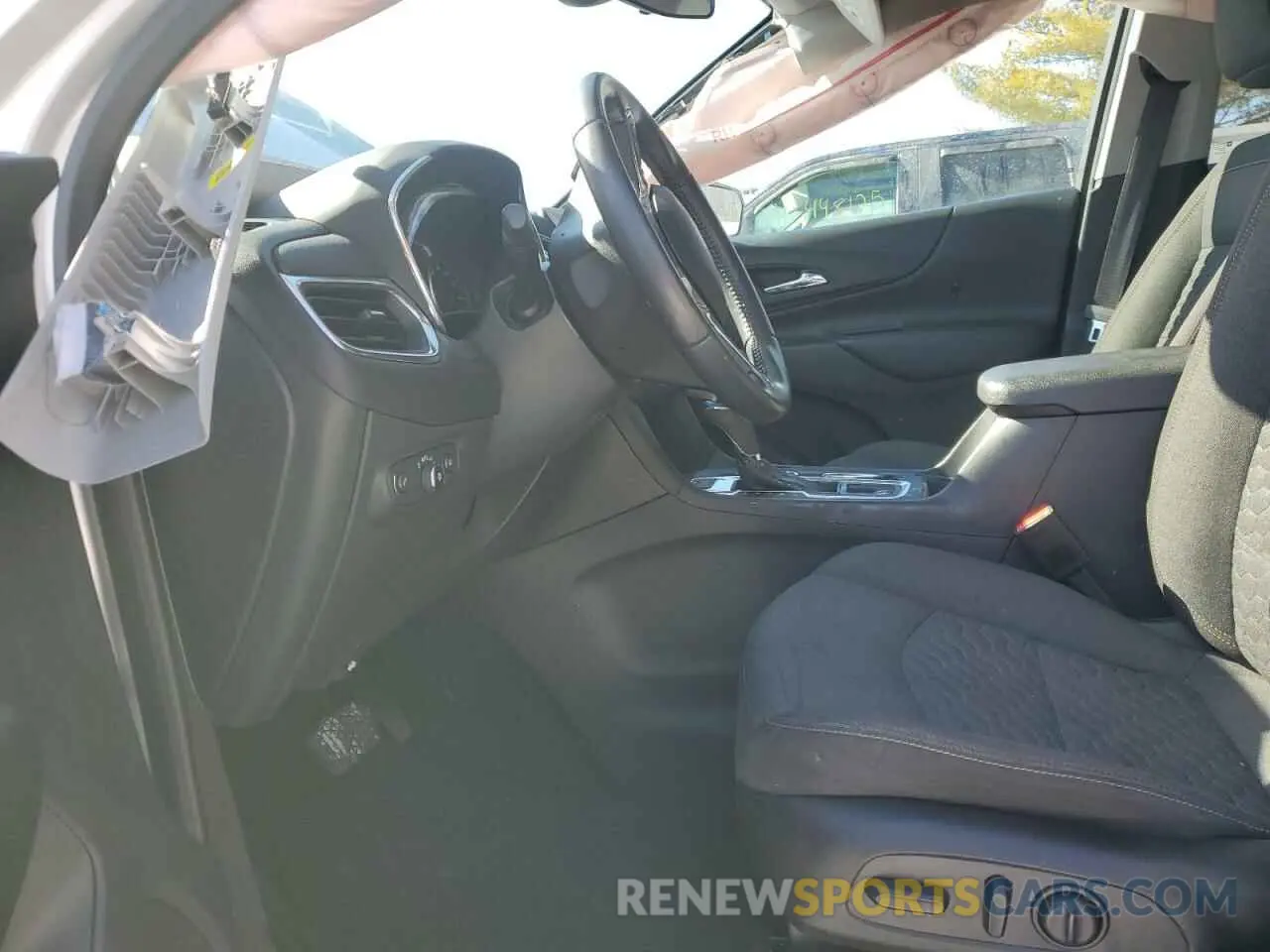 7 Photograph of a damaged car 3GNAXUEV5MS163776 CHEVROLET EQUINOX 2021