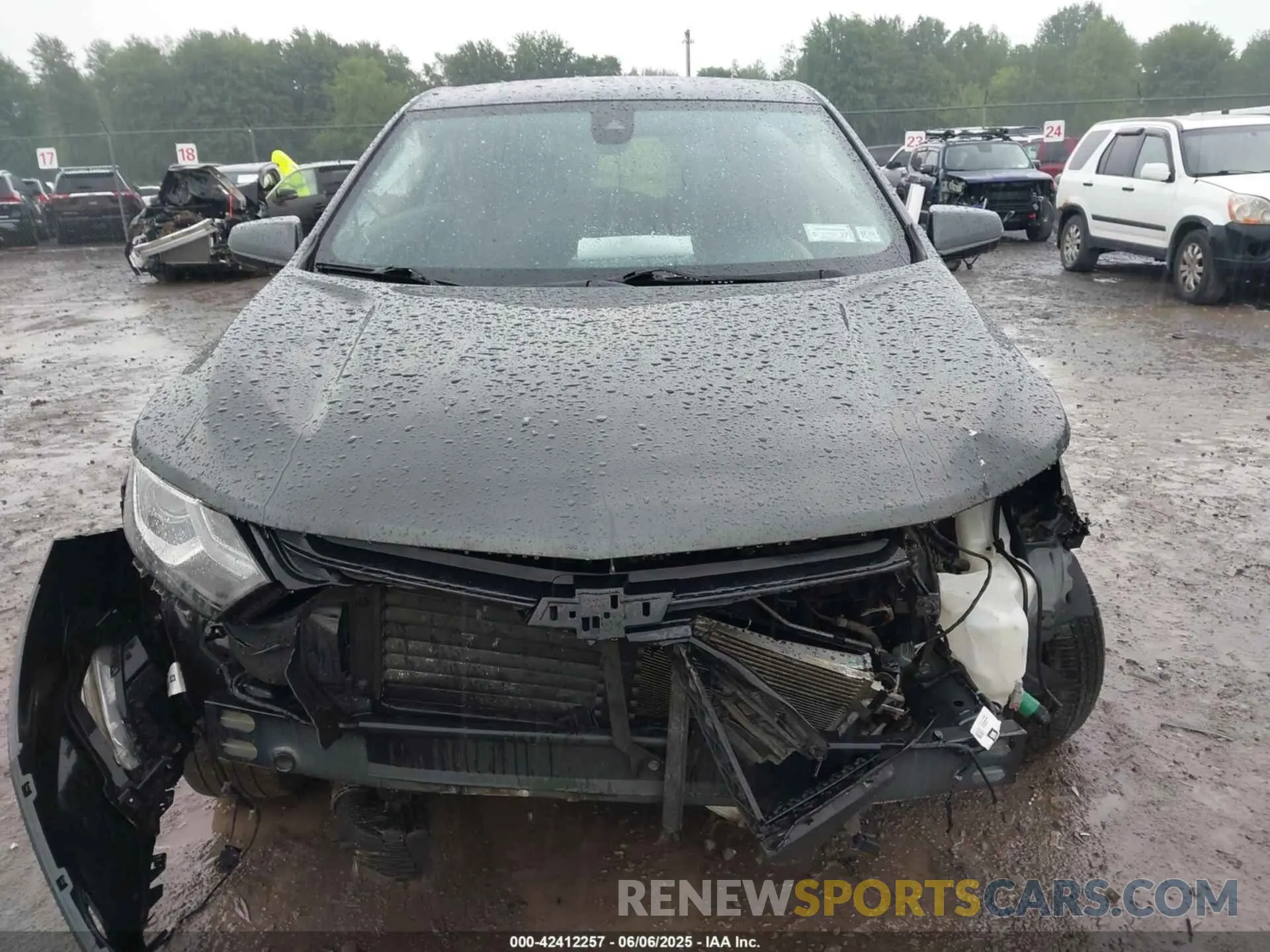 13 Photograph of a damaged car 3GNAXUEV6ML313064 CHEVROLET EQUINOX 2021