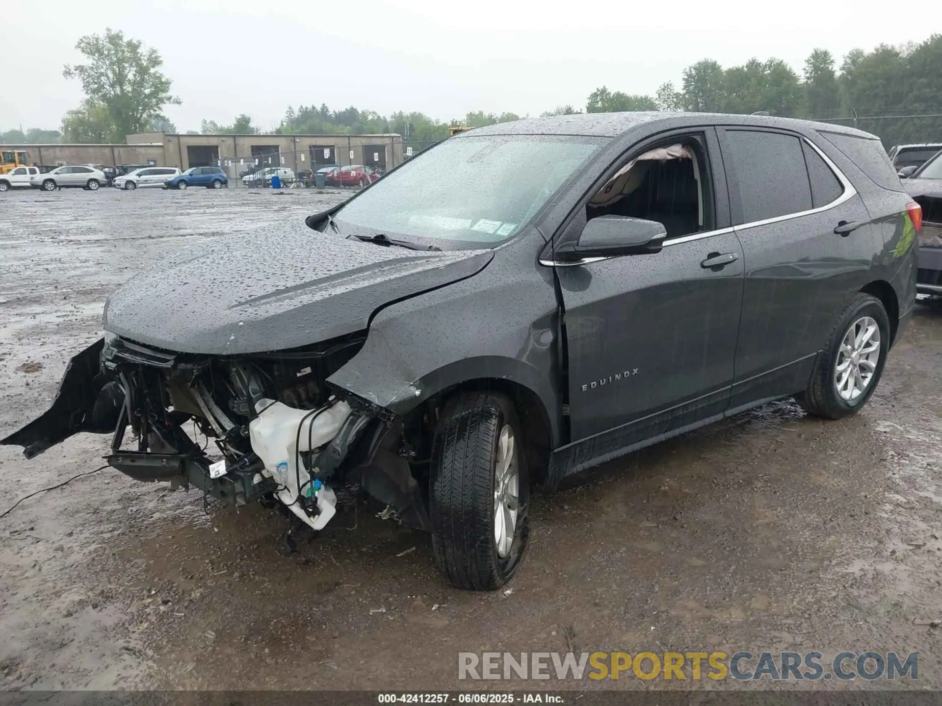 2 Photograph of a damaged car 3GNAXUEV6ML313064 CHEVROLET EQUINOX 2021