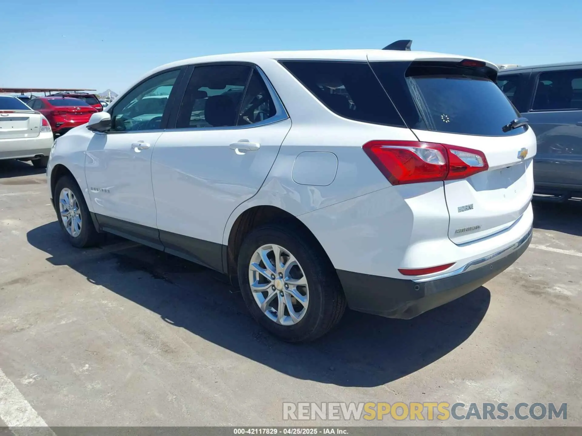 3 Photograph of a damaged car 3GNAXUEV6ML355881 CHEVROLET EQUINOX 2021
