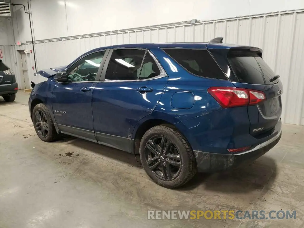 2 Photograph of a damaged car 3GNAXUEV6ML399668 CHEVROLET EQUINOX 2021