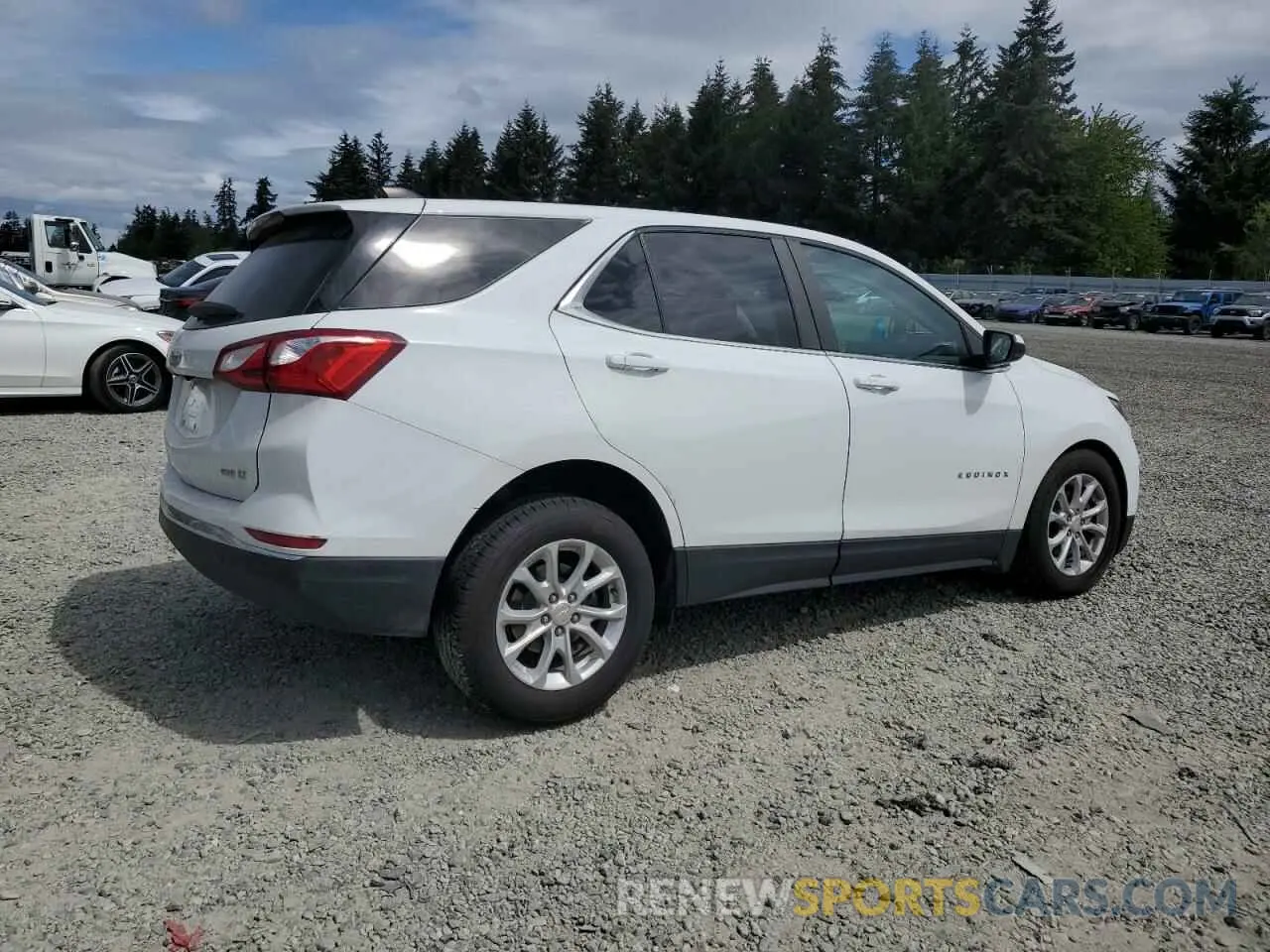 3 Photograph of a damaged car 3GNAXUEV6MS144802 CHEVROLET EQUINOX 2021