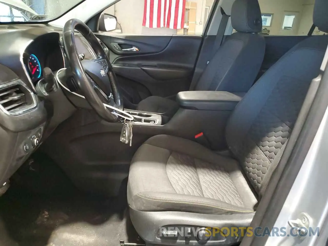 7 Photograph of a damaged car 3GNAXUEV7ML305068 CHEVROLET EQUINOX 2021