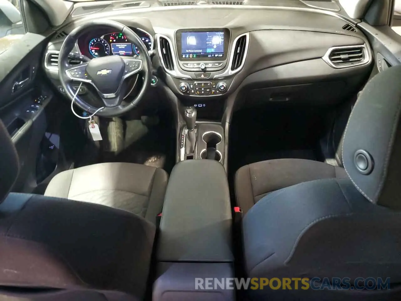 8 Photograph of a damaged car 3GNAXUEV7ML305068 CHEVROLET EQUINOX 2021