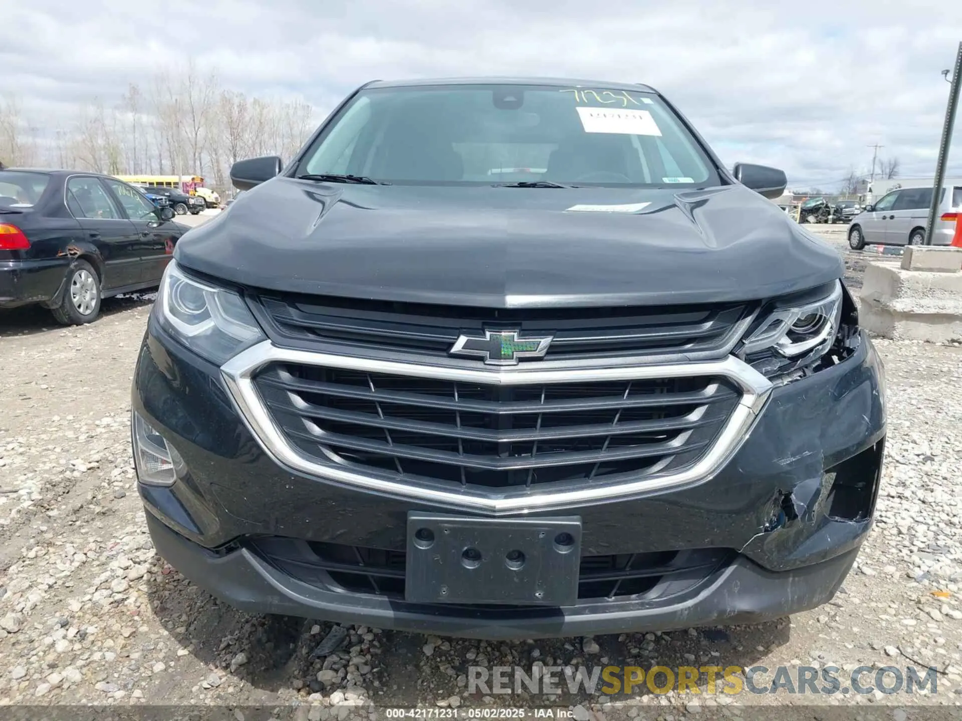 12 Photograph of a damaged car 3GNAXUEV7ML336725 CHEVROLET EQUINOX 2021