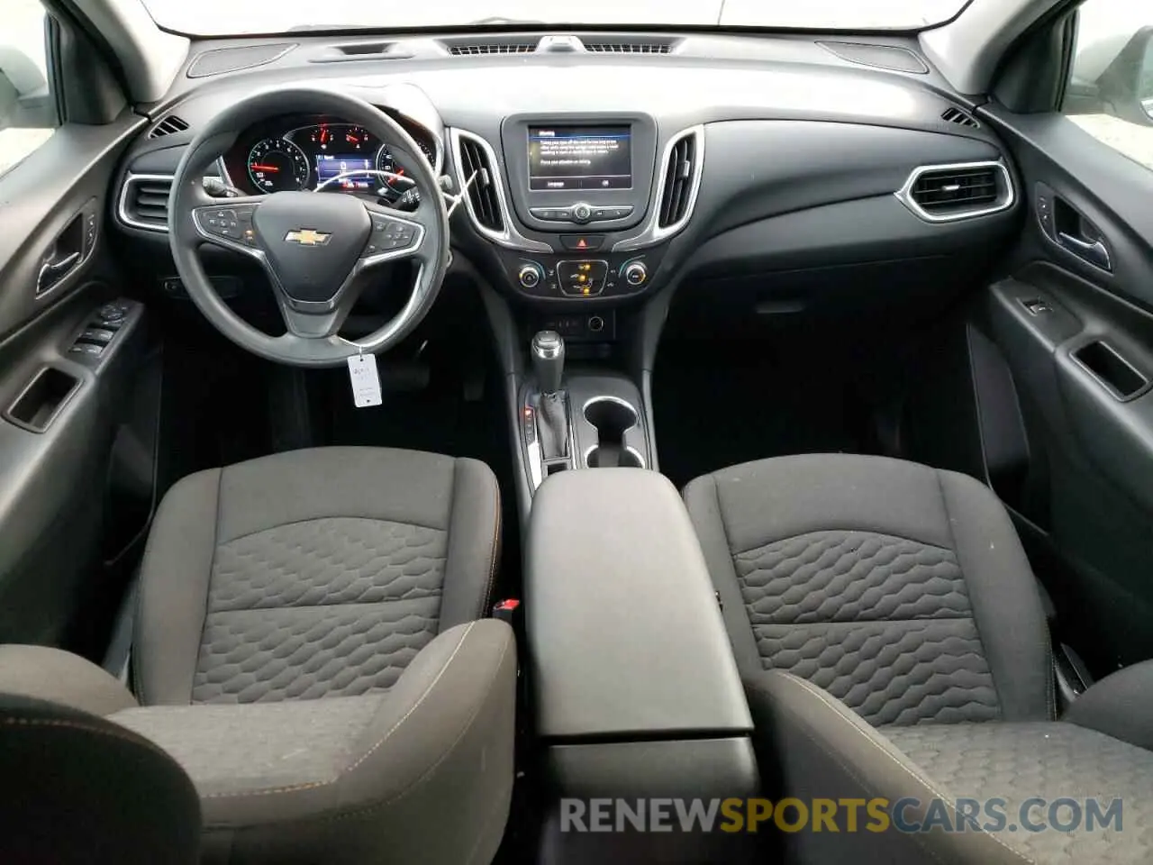 8 Photograph of a damaged car 3GNAXUEV7MS117768 CHEVROLET EQUINOX 2021