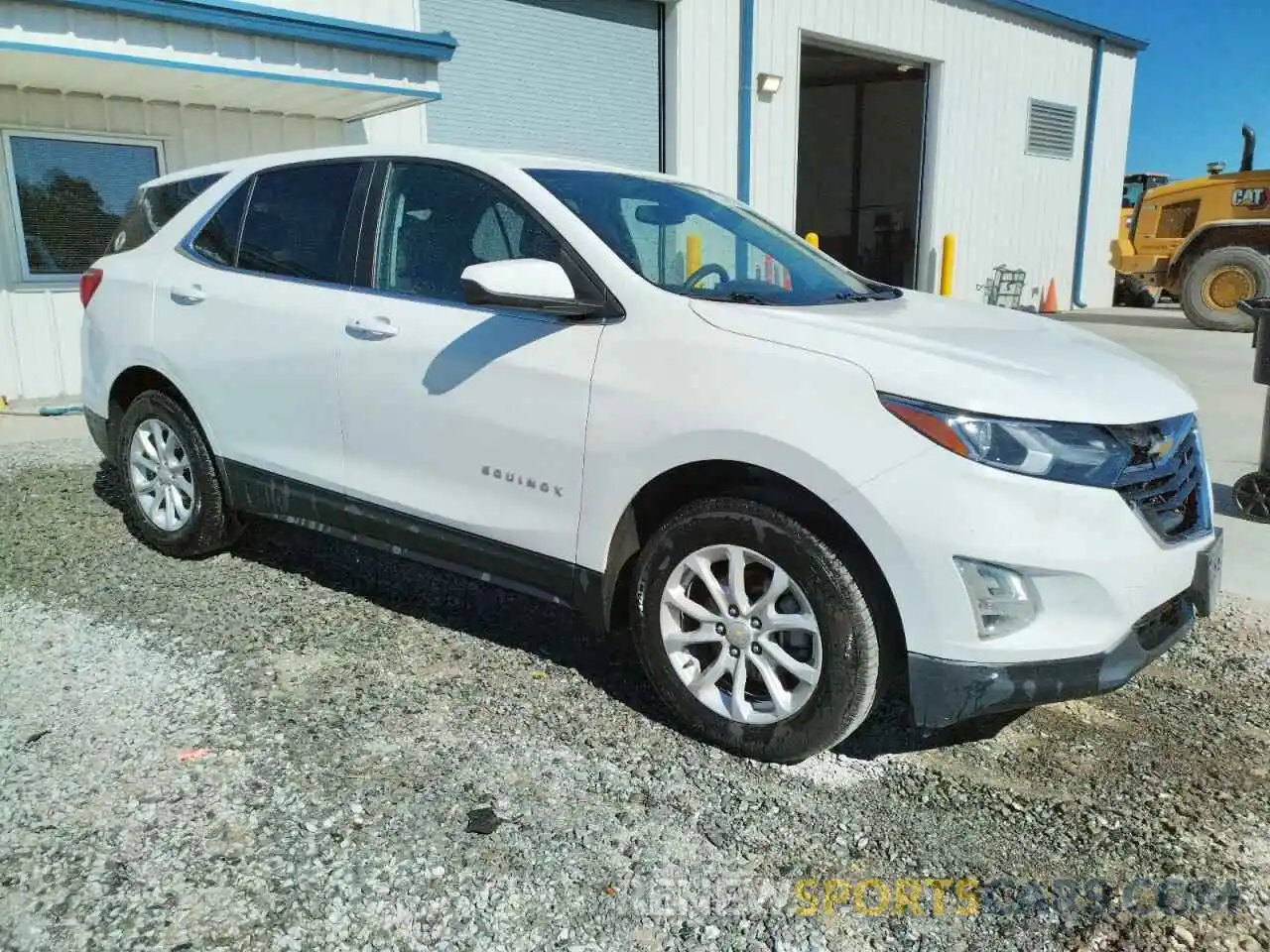 4 Photograph of a damaged car 3GNAXUEV7MS147420 CHEVROLET EQUINOX 2021