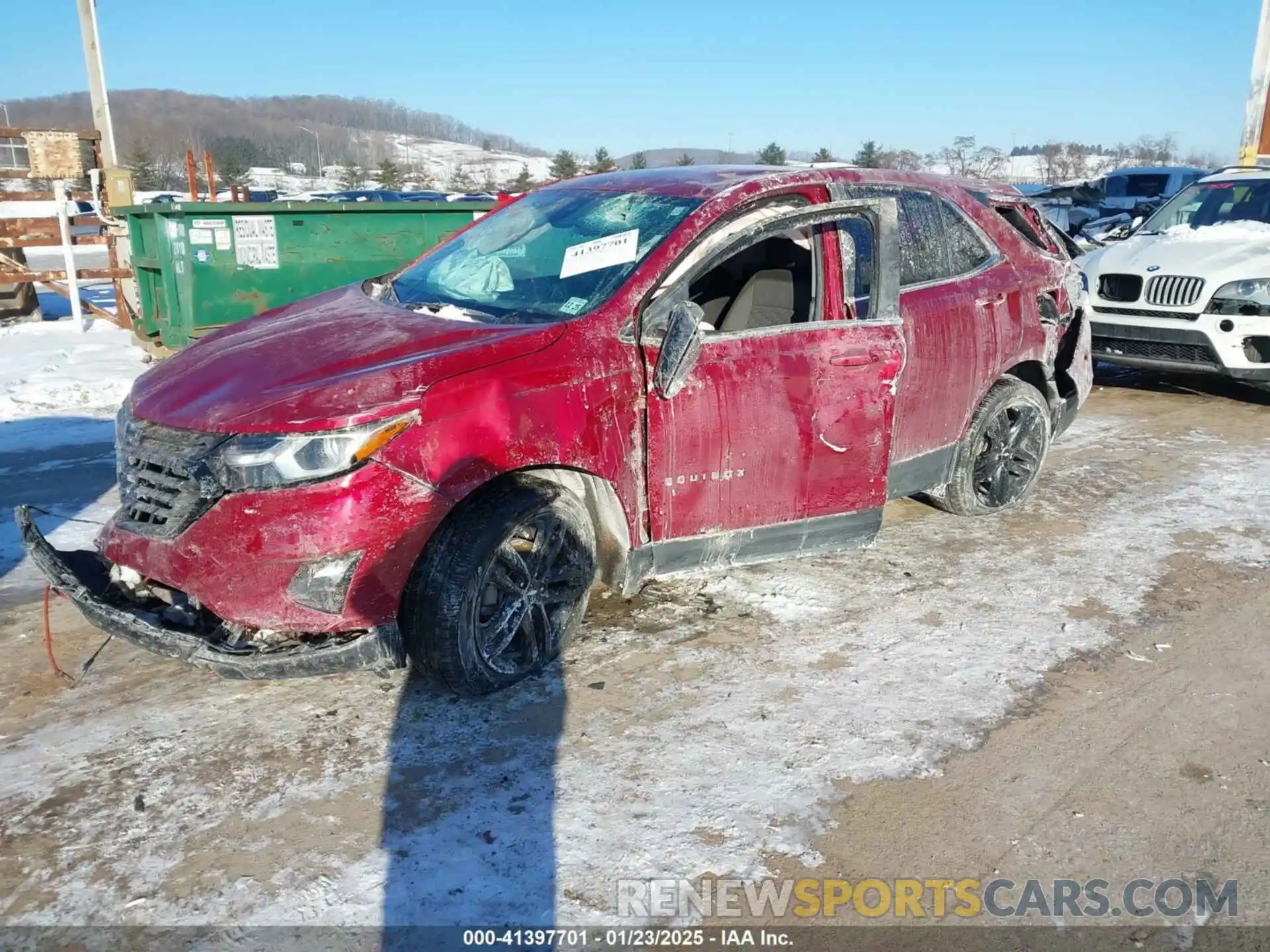 2 Photograph of a damaged car 3GNAXUEV8ML308951 CHEVROLET EQUINOX 2021