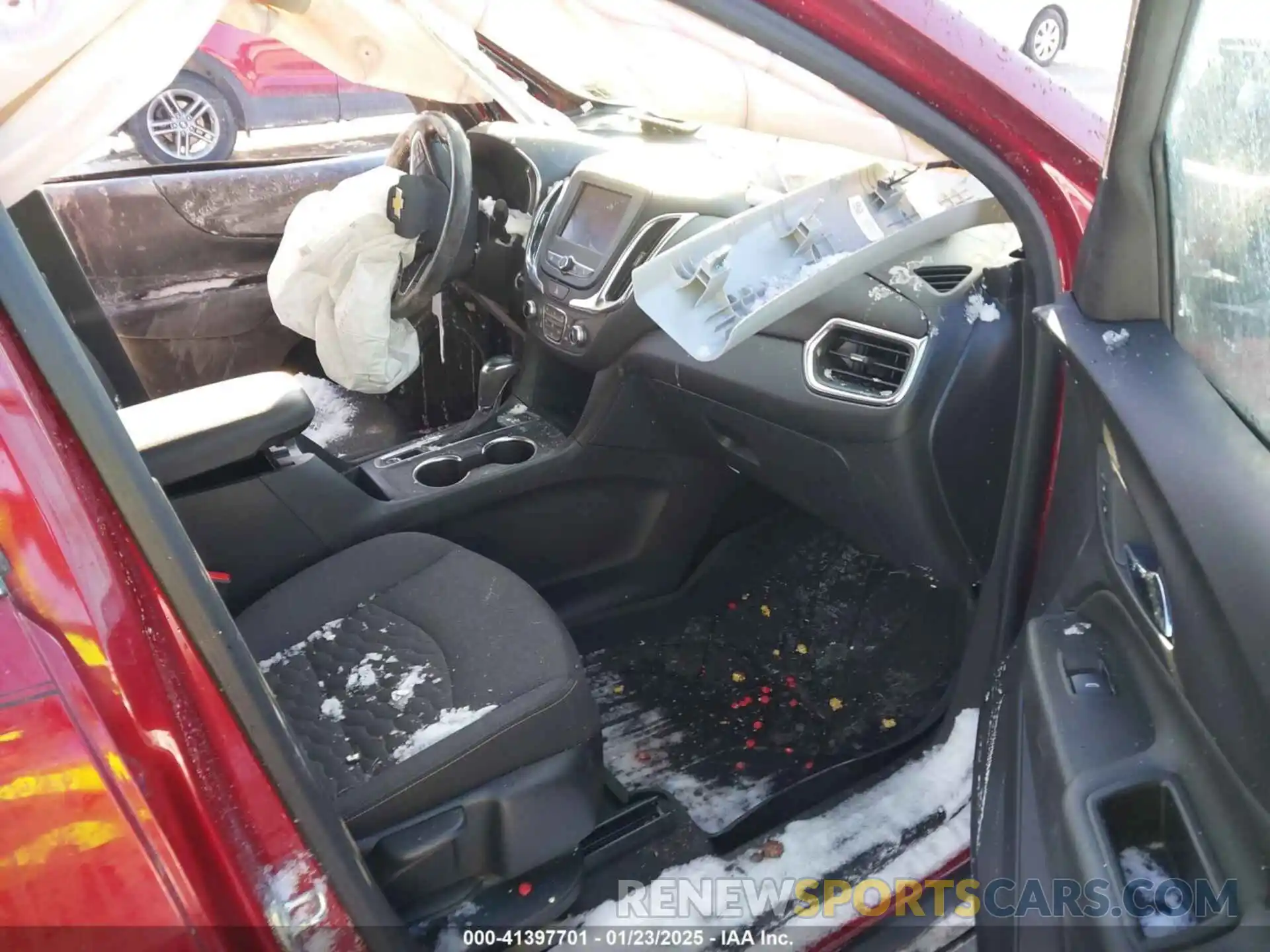 5 Photograph of a damaged car 3GNAXUEV8ML308951 CHEVROLET EQUINOX 2021