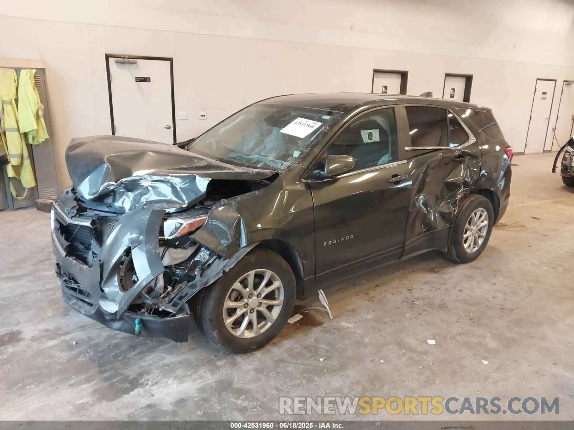 2 Photograph of a damaged car 3GNAXUEV8ML351458 CHEVROLET EQUINOX 2021