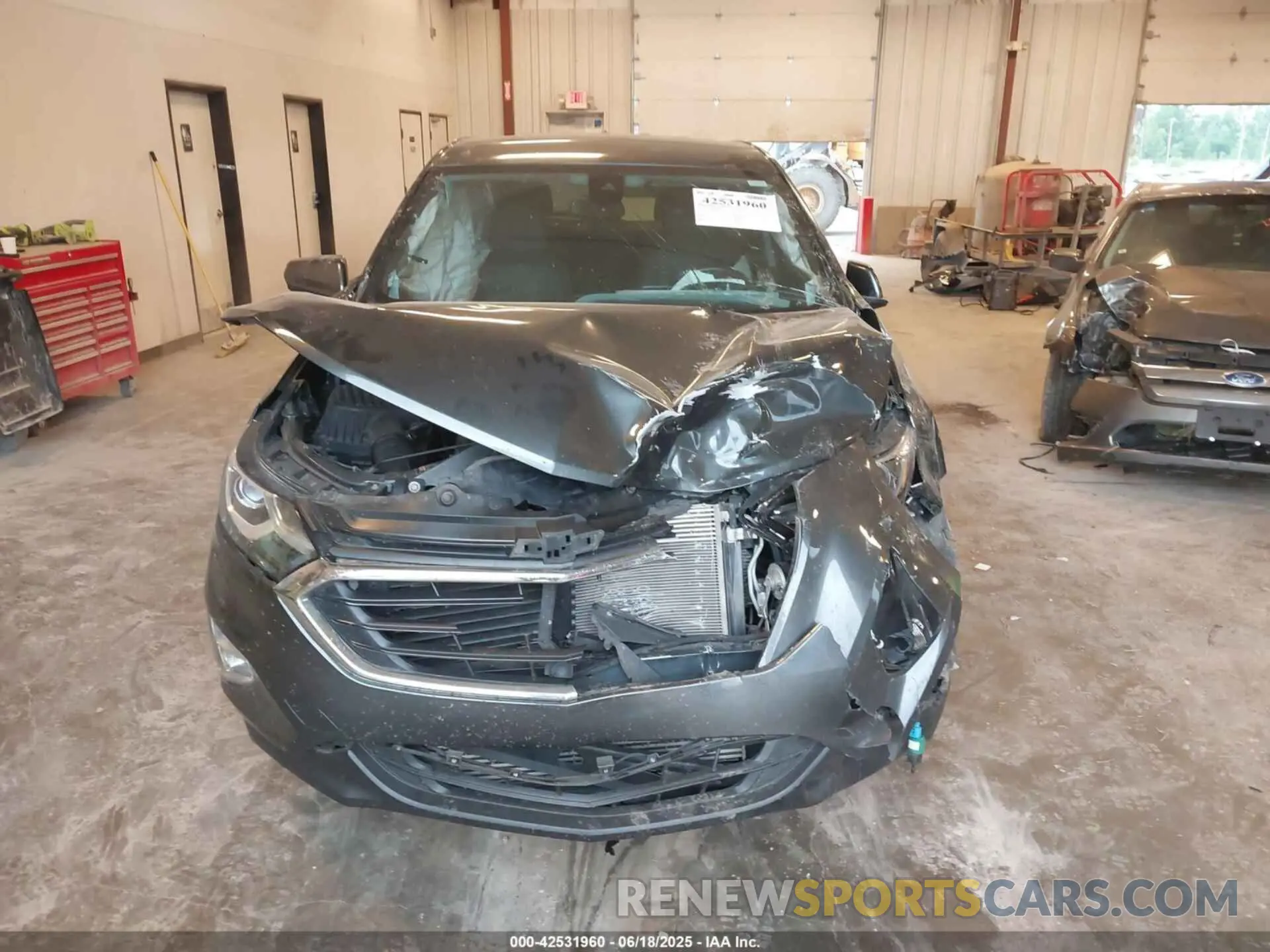 6 Photograph of a damaged car 3GNAXUEV8ML351458 CHEVROLET EQUINOX 2021