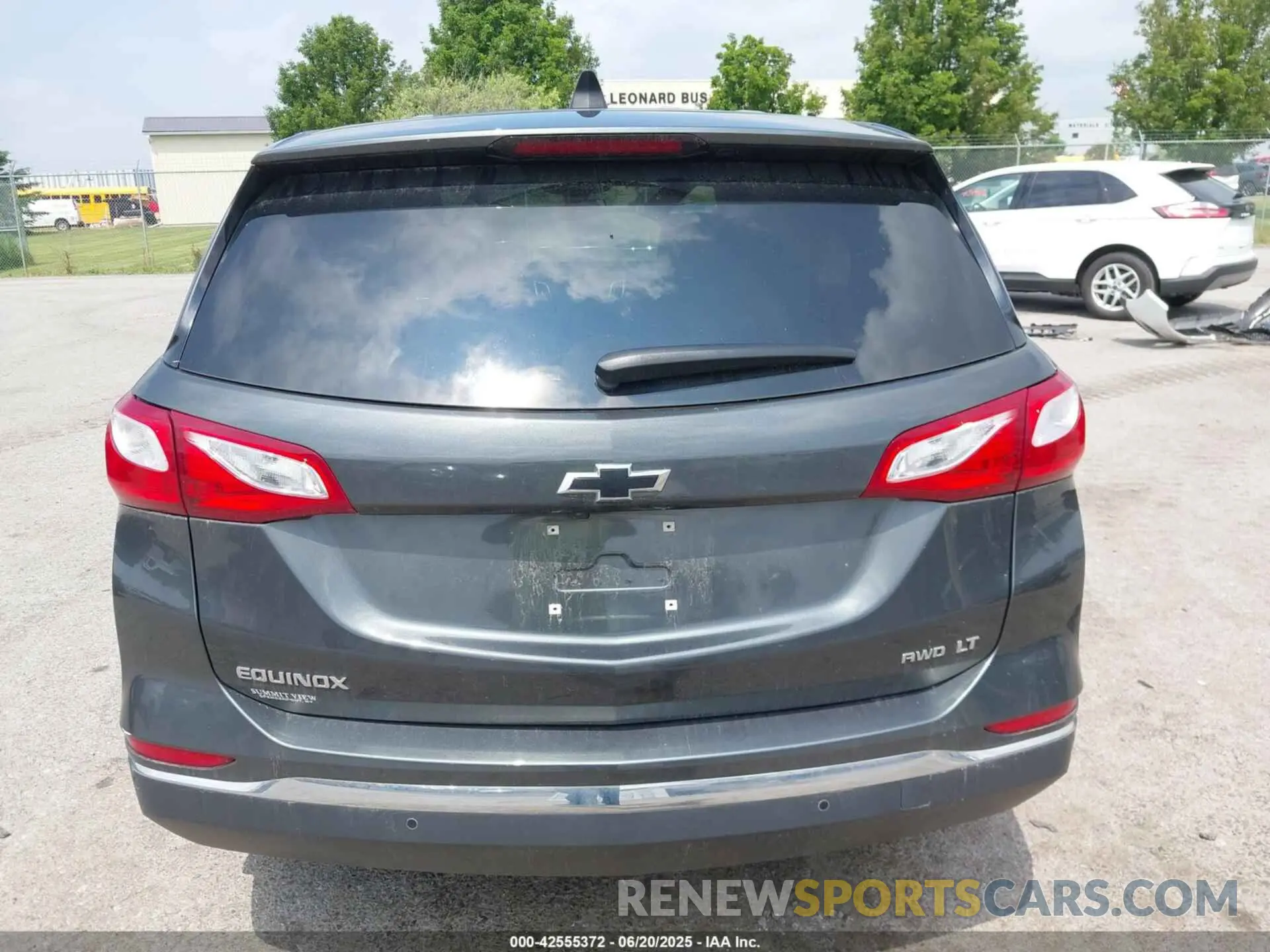 16 Photograph of a damaged car 3GNAXUEV8ML354179 CHEVROLET EQUINOX 2021