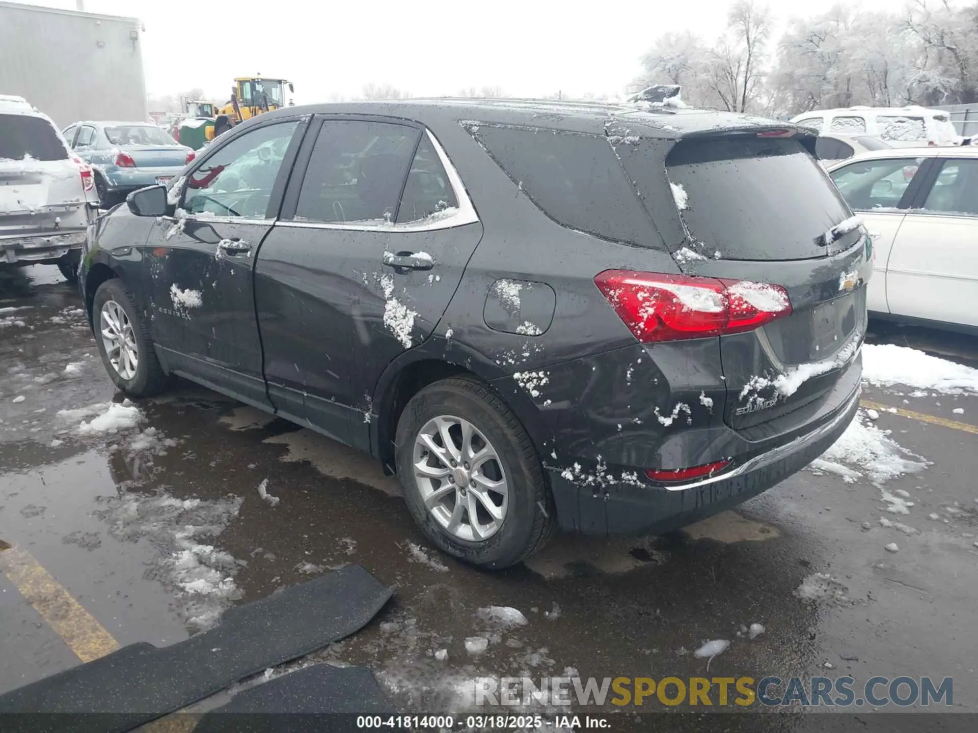 3 Photograph of a damaged car 3GNAXUEV8ML389871 CHEVROLET EQUINOX 2021