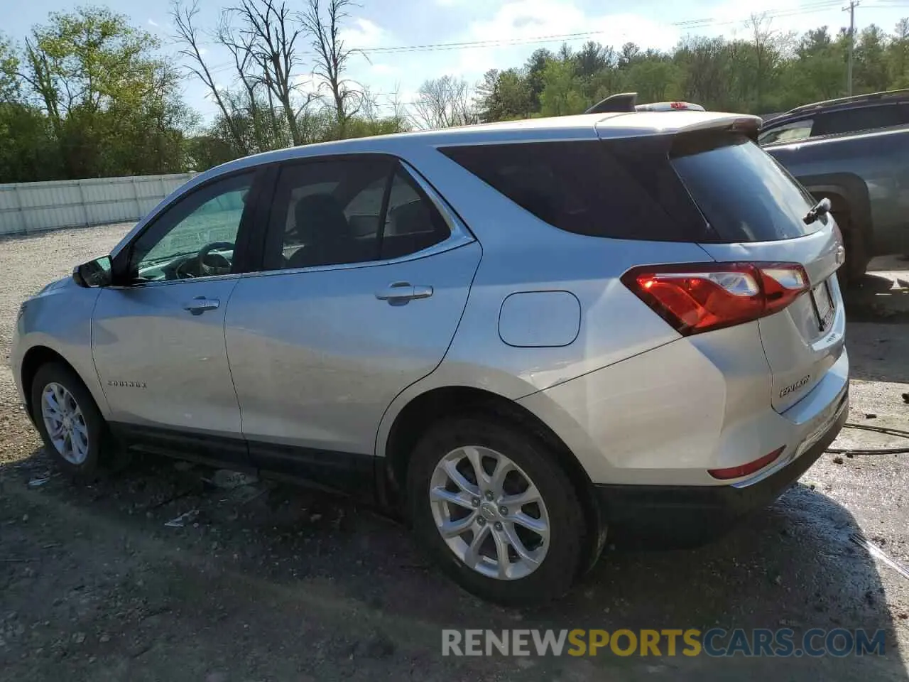 2 Photograph of a damaged car 3GNAXUEV8MS130867 CHEVROLET EQUINOX 2021