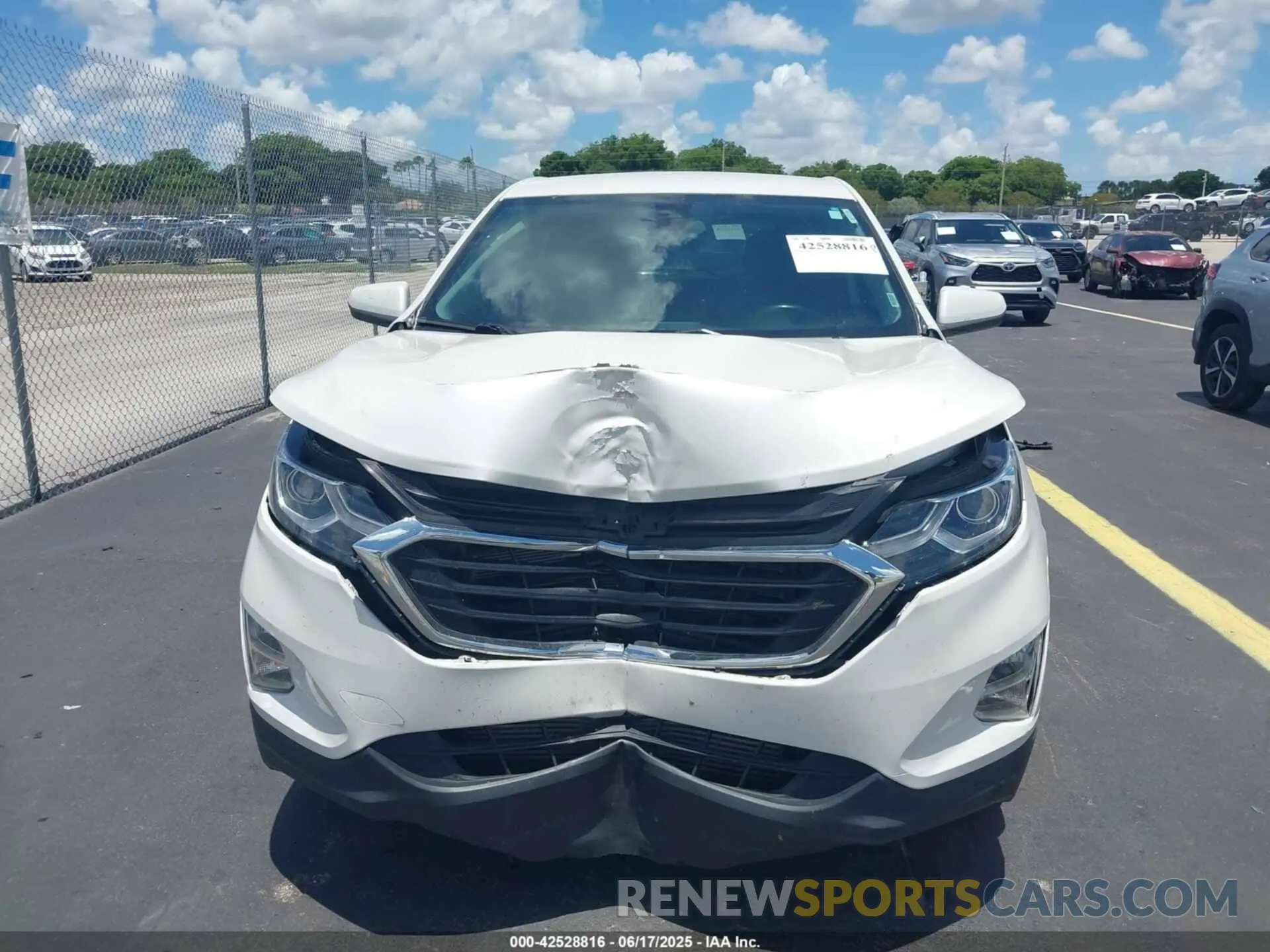 12 Photograph of a damaged car 3GNAXUEV8MS137656 CHEVROLET EQUINOX 2021