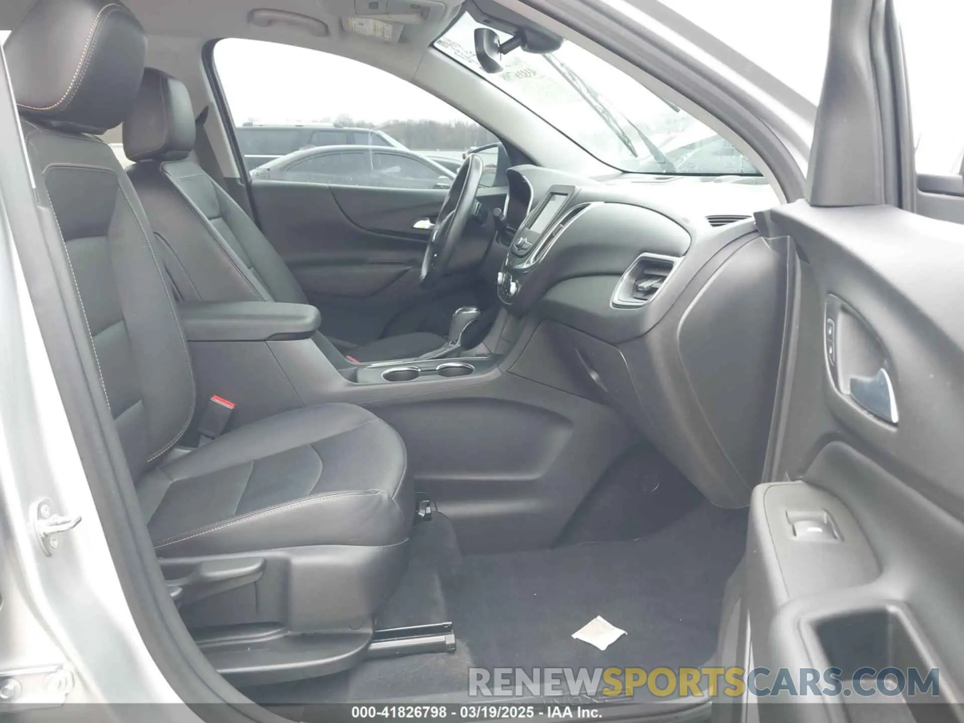 5 Photograph of a damaged car 3GNAXUEV8MS141044 CHEVROLET EQUINOX 2021