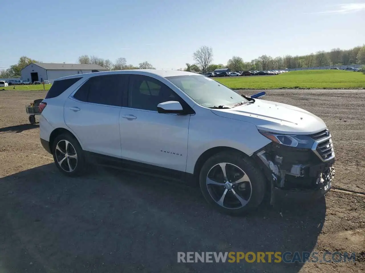4 Photograph of a damaged car 3GNAXUEV8MS169393 CHEVROLET EQUINOX 2021