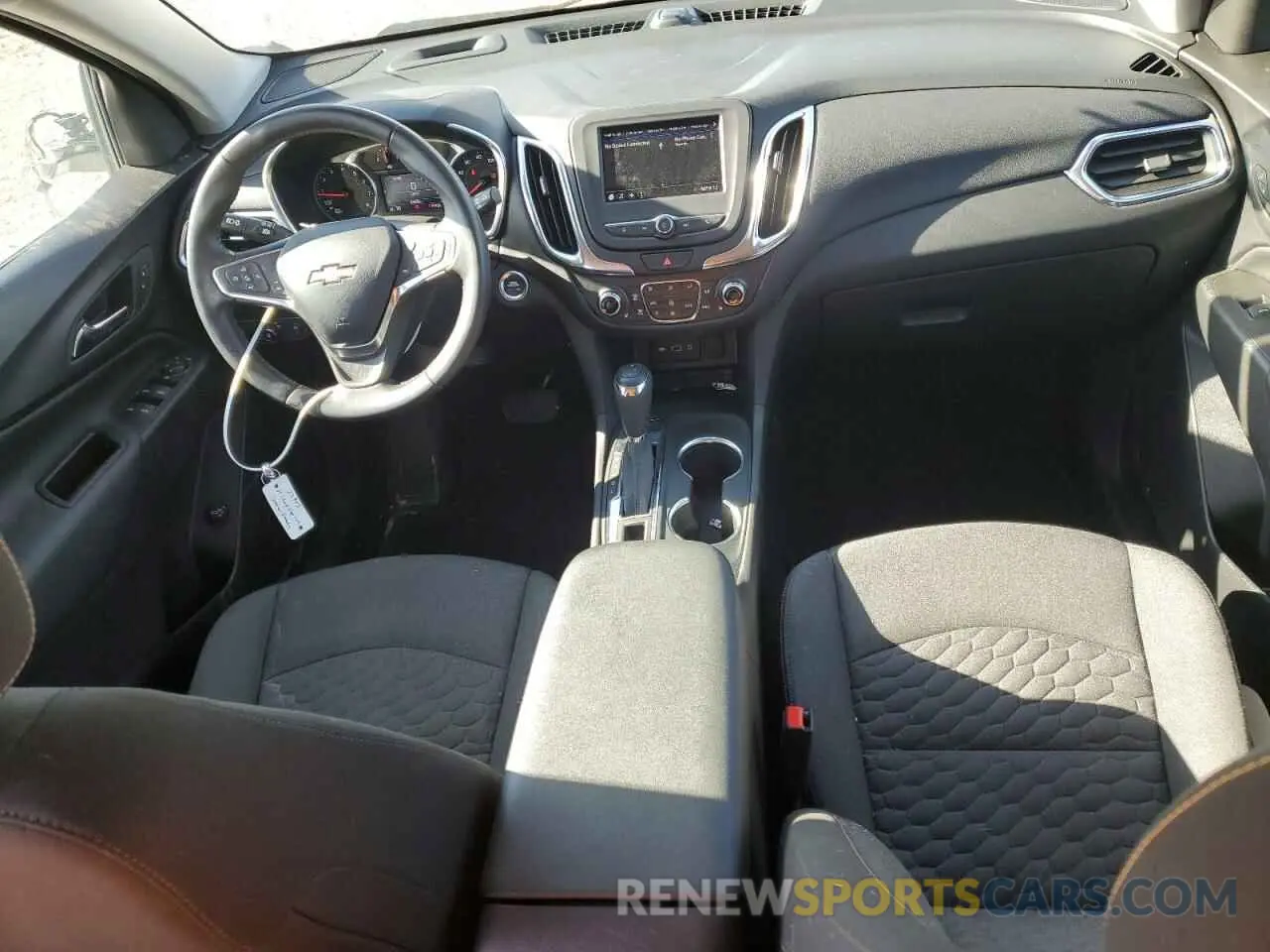 8 Photograph of a damaged car 3GNAXUEV8MS169393 CHEVROLET EQUINOX 2021