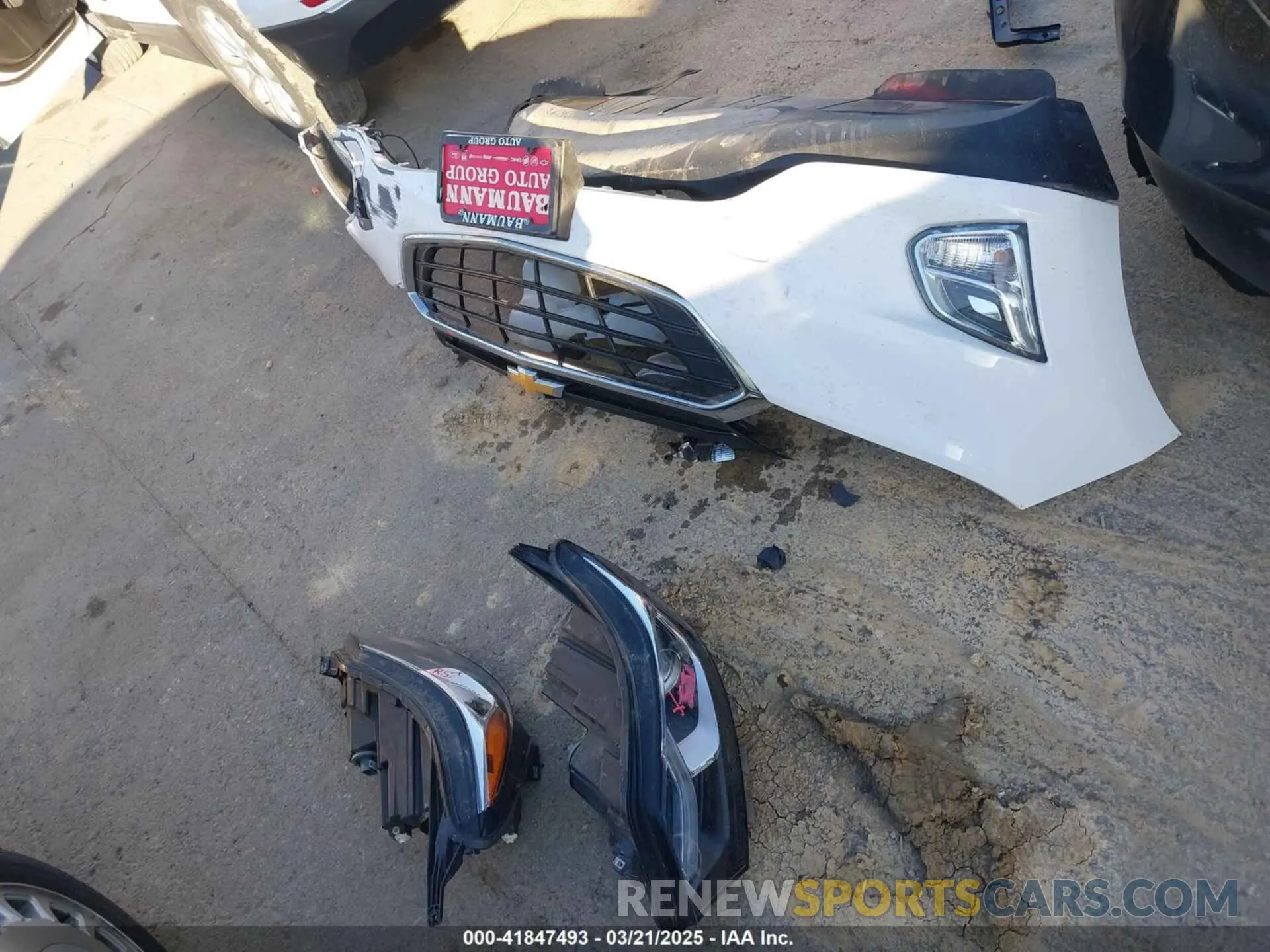 12 Photograph of a damaged car 3GNAXUEV8MS174951 CHEVROLET EQUINOX 2021