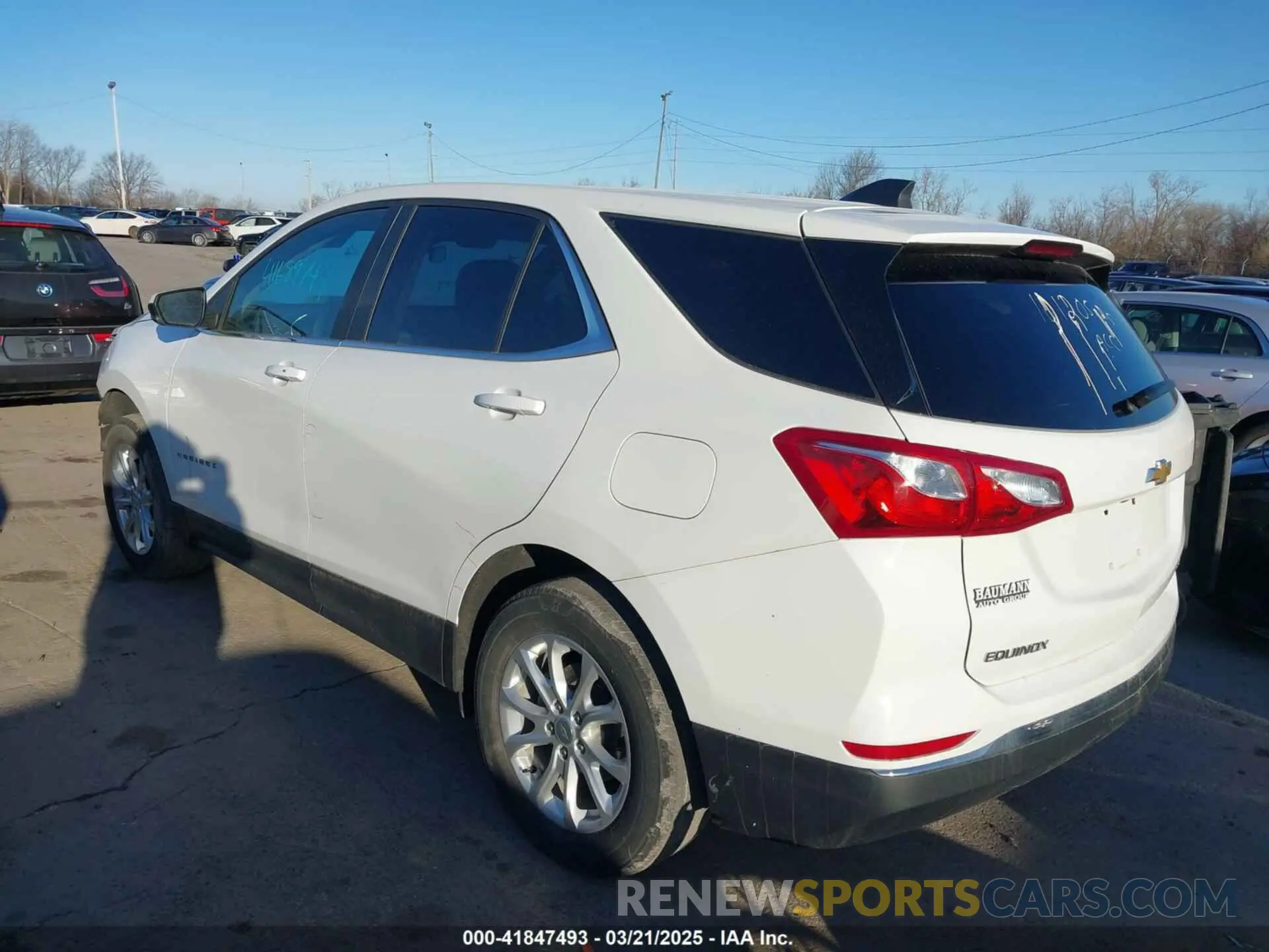 3 Photograph of a damaged car 3GNAXUEV8MS174951 CHEVROLET EQUINOX 2021