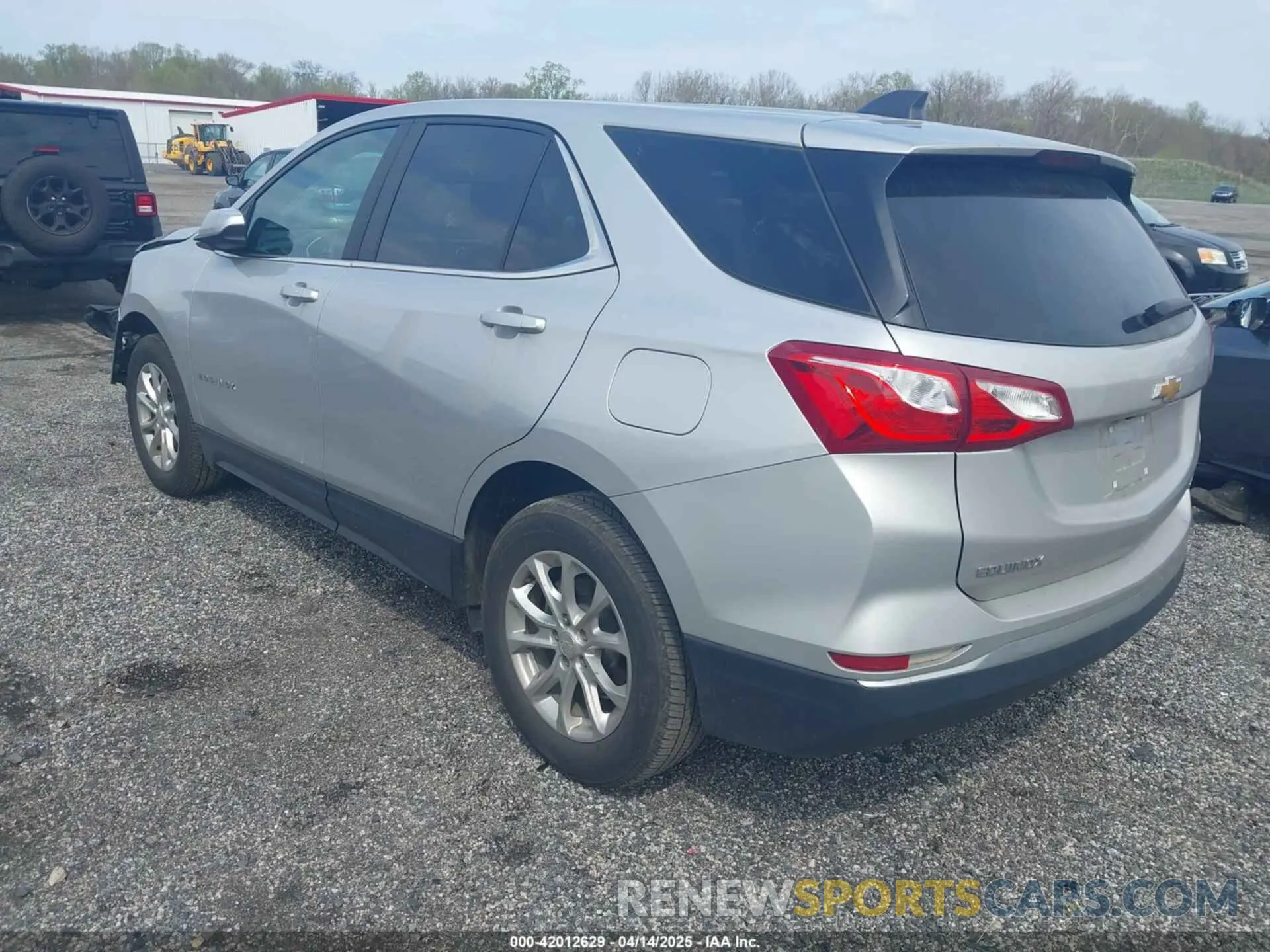 3 Photograph of a damaged car 3GNAXUEV8MS179647 CHEVROLET EQUINOX 2021