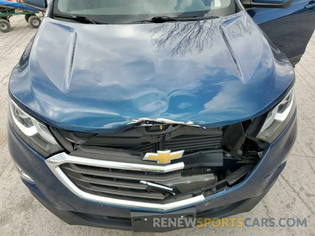 12 Photograph of a damaged car 3GNAXUEV9ML305783 CHEVROLET EQUINOX 2021