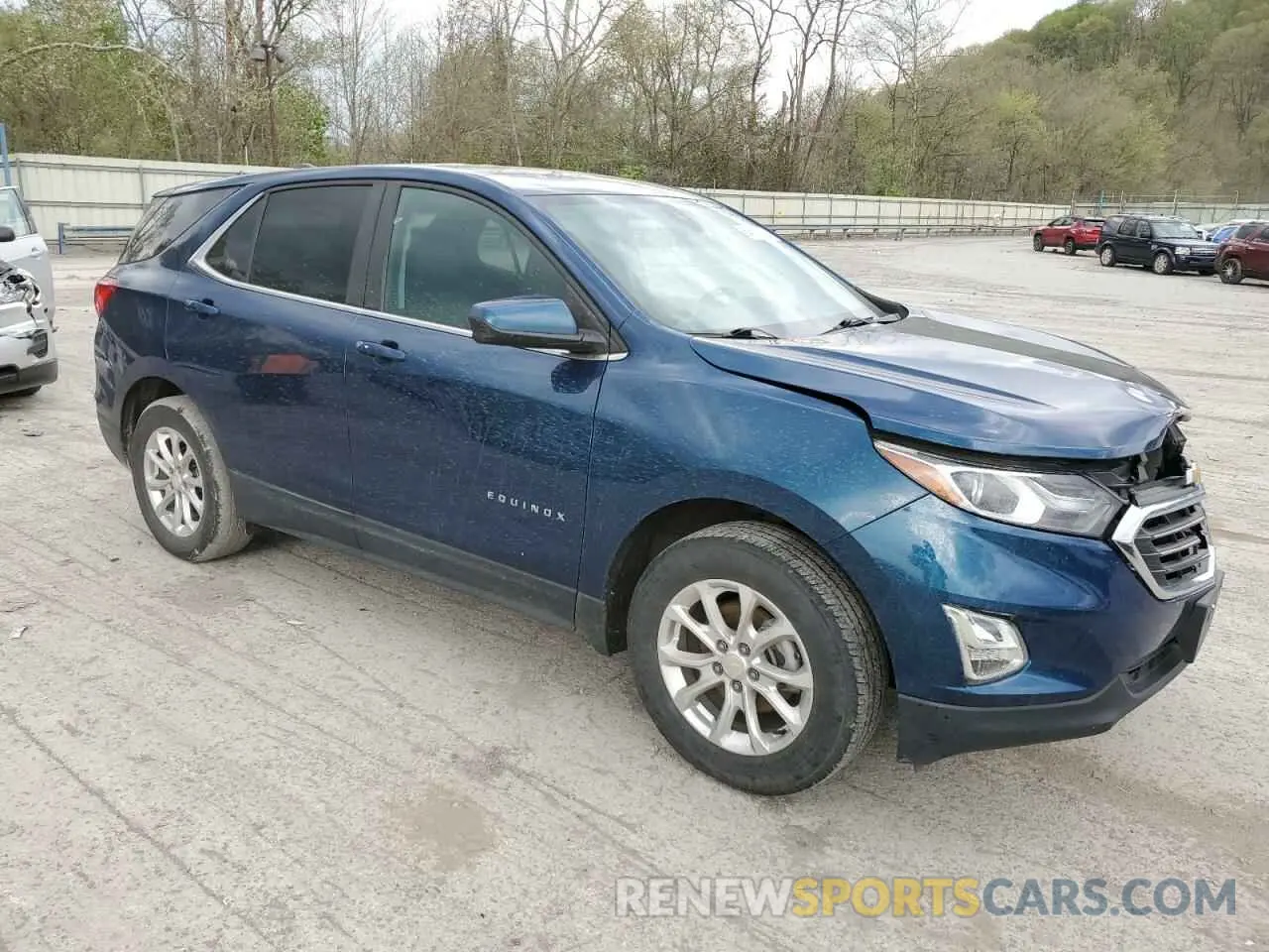 4 Photograph of a damaged car 3GNAXUEV9ML305783 CHEVROLET EQUINOX 2021