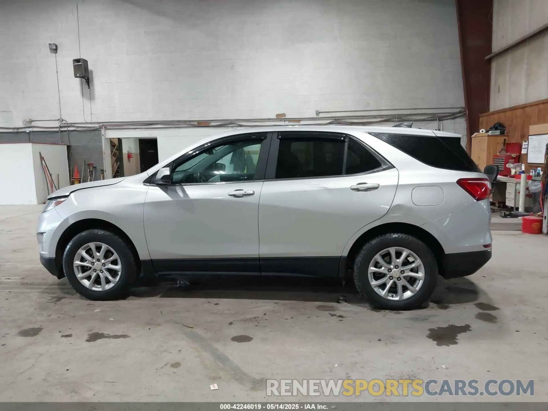 14 Photograph of a damaged car 3GNAXUEV9MS140887 CHEVROLET EQUINOX 2021