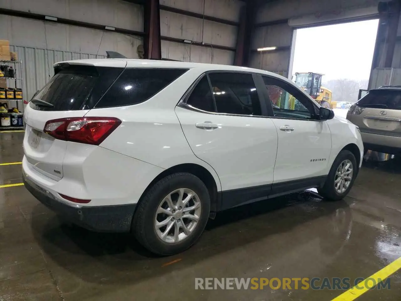 3 Photograph of a damaged car 3GNAXUEV9MS142154 CHEVROLET EQUINOX 2021