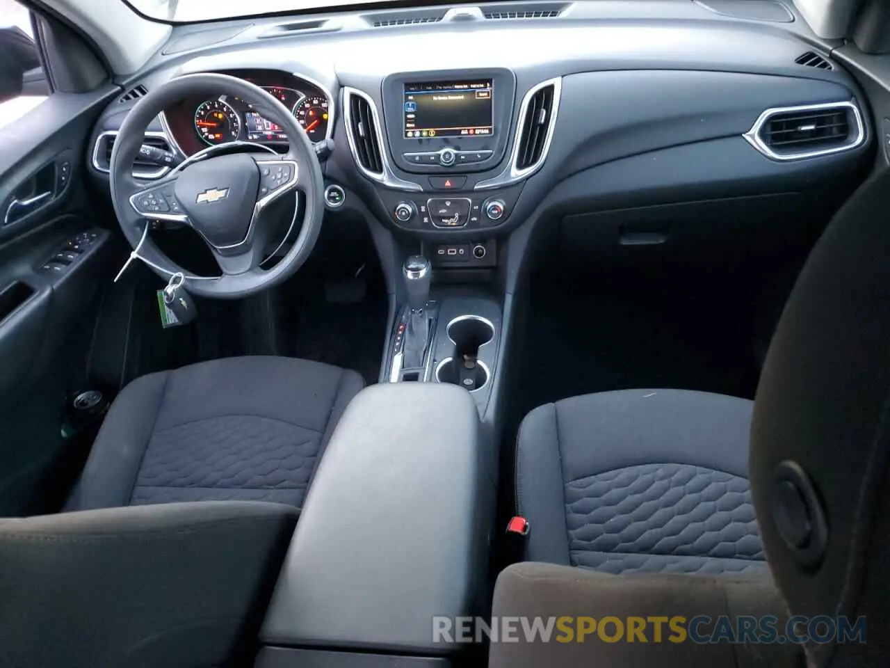 8 Photograph of a damaged car 3GNAXUEV9MS143613 CHEVROLET EQUINOX 2021