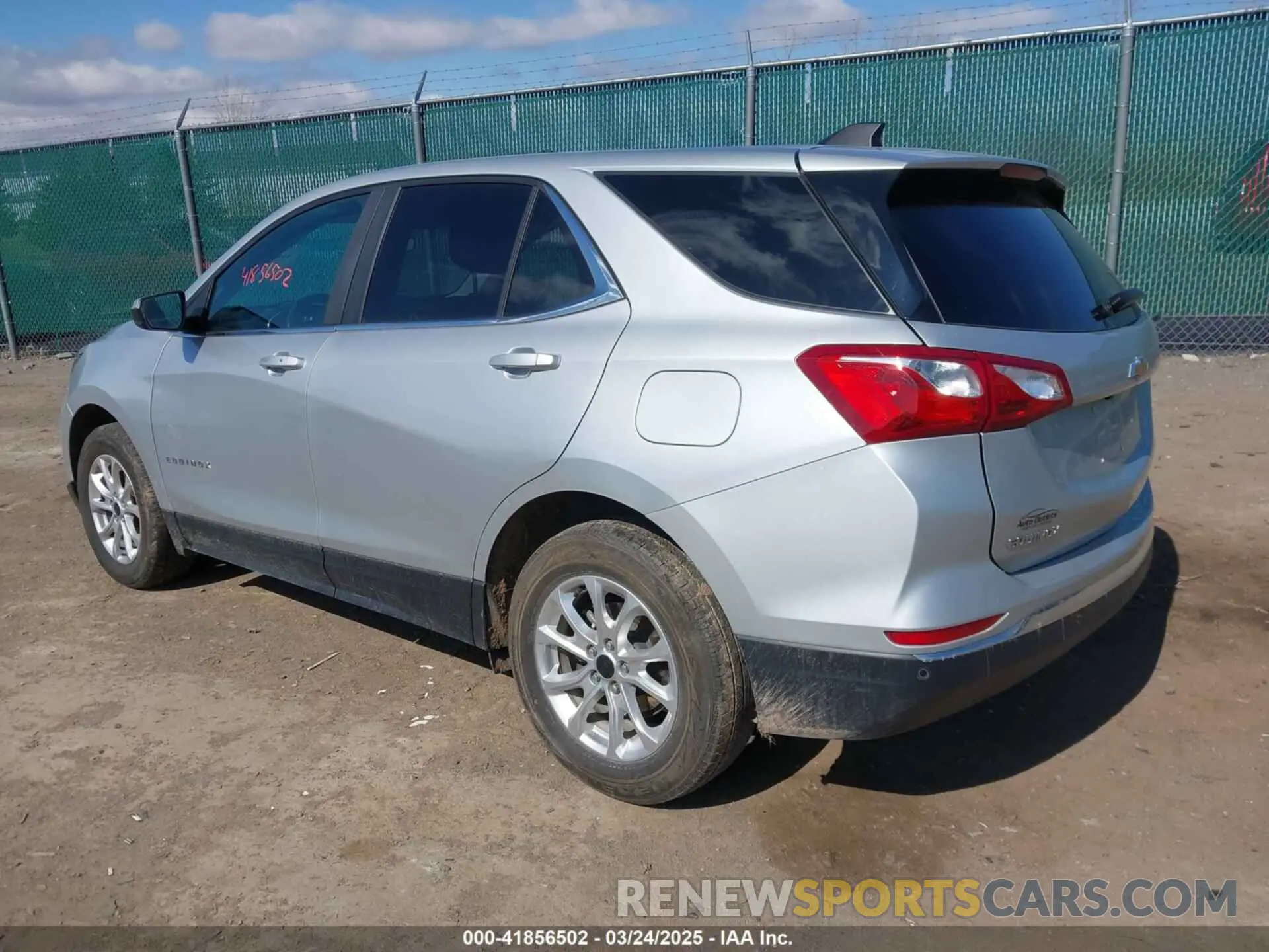 3 Photograph of a damaged car 3GNAXUEV9MS180984 CHEVROLET EQUINOX 2021