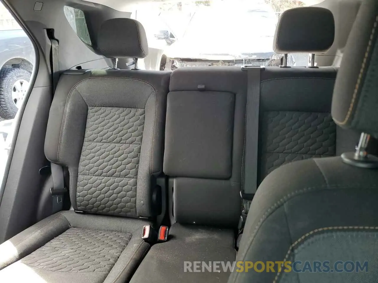 10 Photograph of a damaged car 3GNAXUEVXML328151 CHEVROLET EQUINOX 2021
