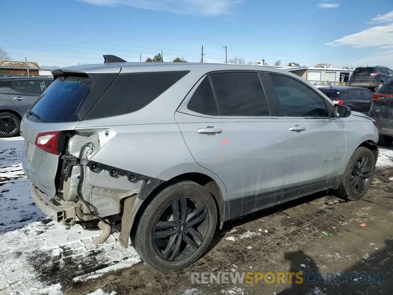 3 Photograph of a damaged car 3GNAXUEVXML328151 CHEVROLET EQUINOX 2021
