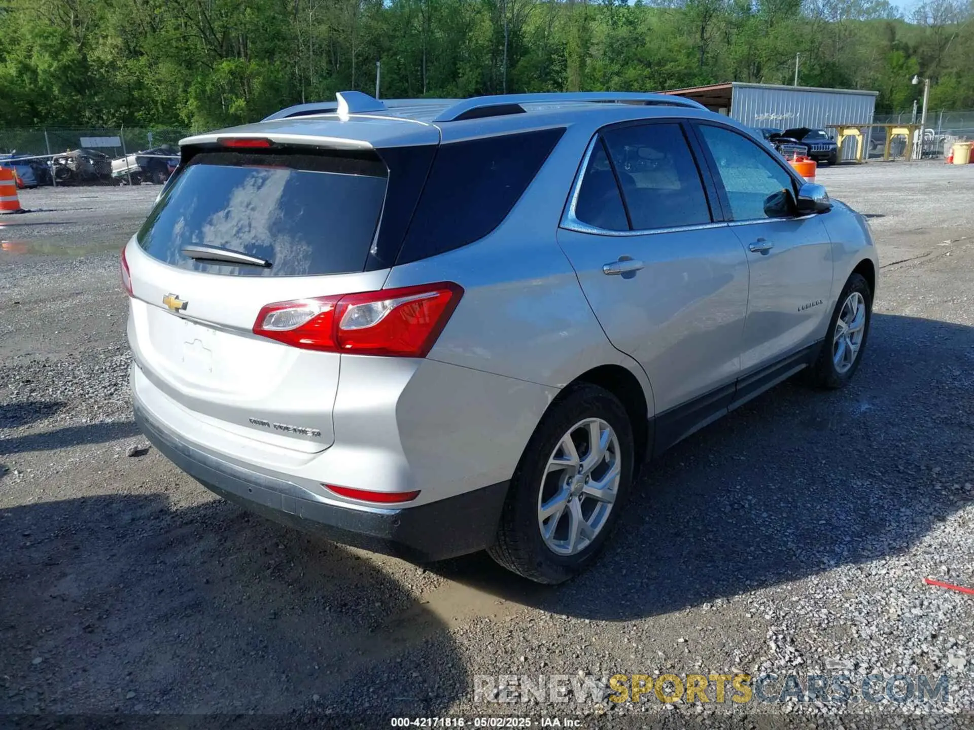 4 Photograph of a damaged car 3GNAXXEV4MS125487 CHEVROLET EQUINOX 2021