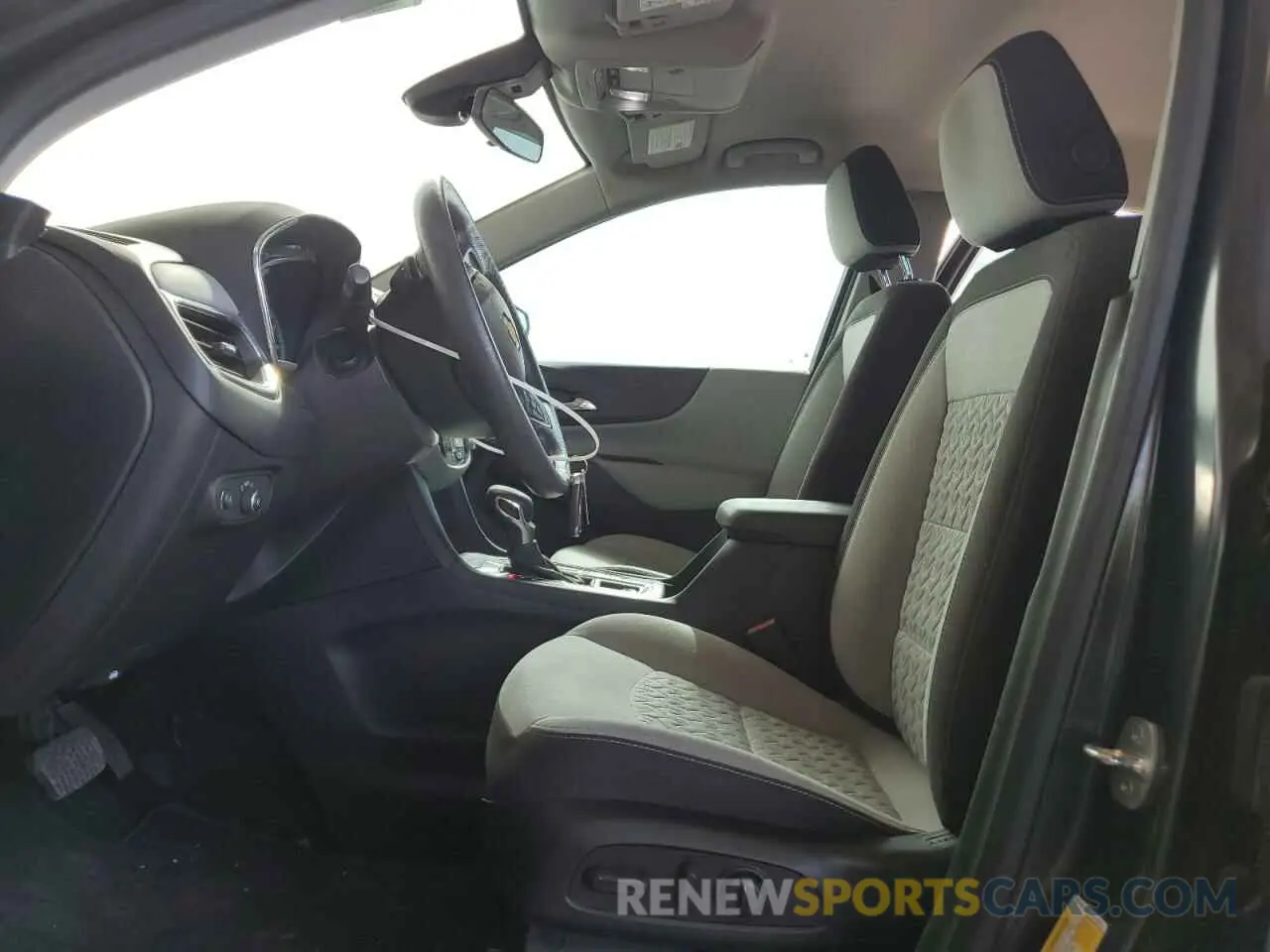 7 Photograph of a damaged car 2GNAX5EV2N6105162 CHEVROLET EQUINOX 2022